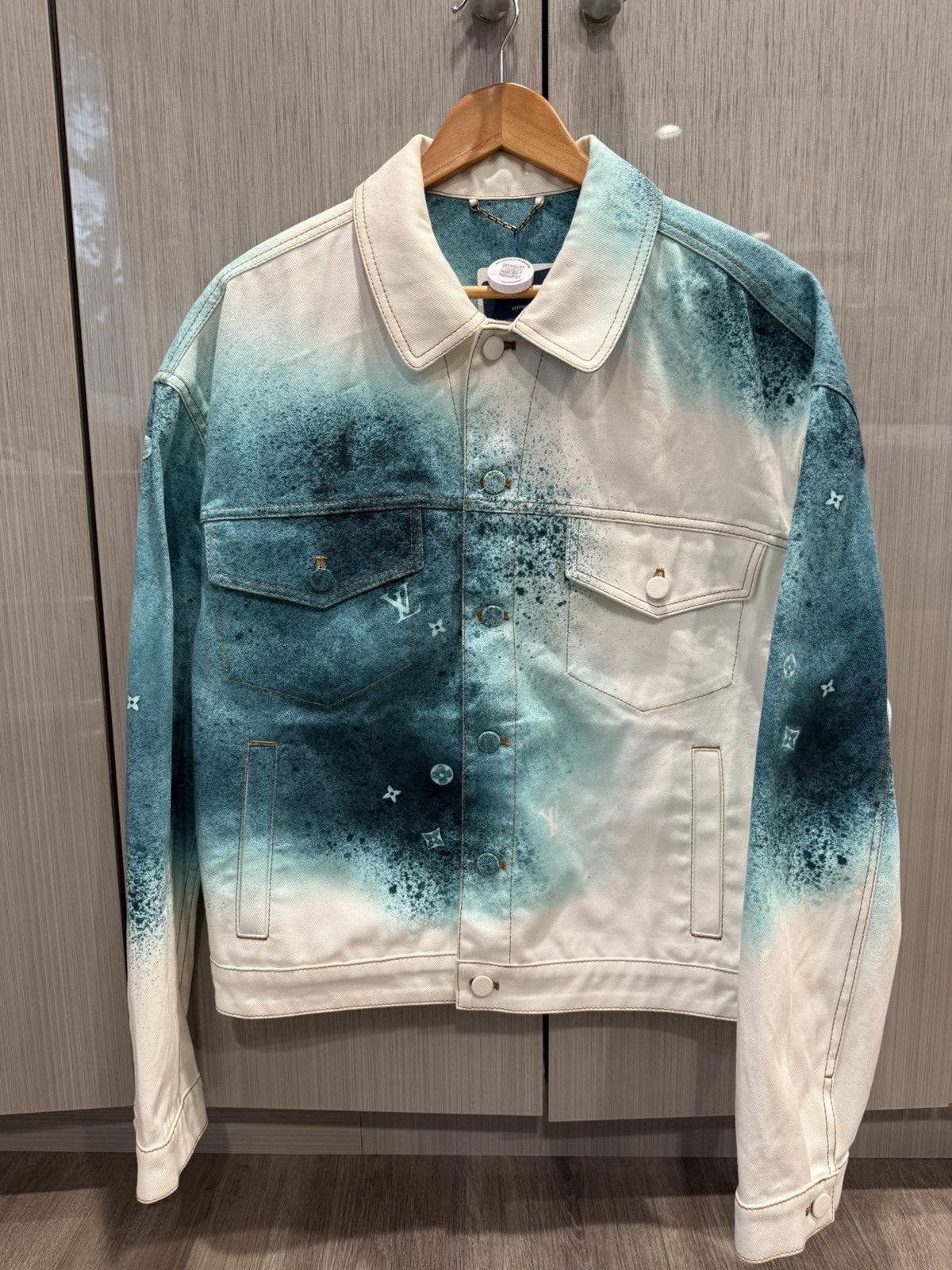 Louis Vuitton Louis Vuitton Monogram Spray Denim Jacket Size US L / EU 52-54 / 3 - 1 Thumbnail