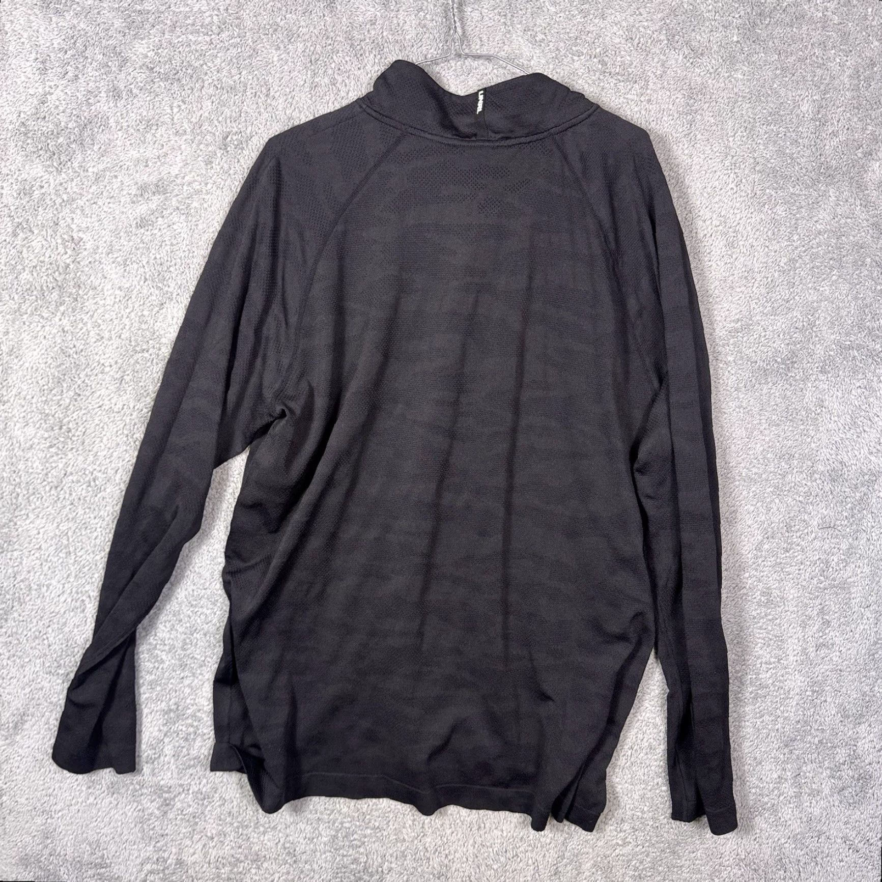 Vintage UNRL Jacket Mens XL Camo Long Sleeve 1/4 Zip Sports Golf Activewear Casual Size US XL / EU 56 / 4 - 7 Thumbnail