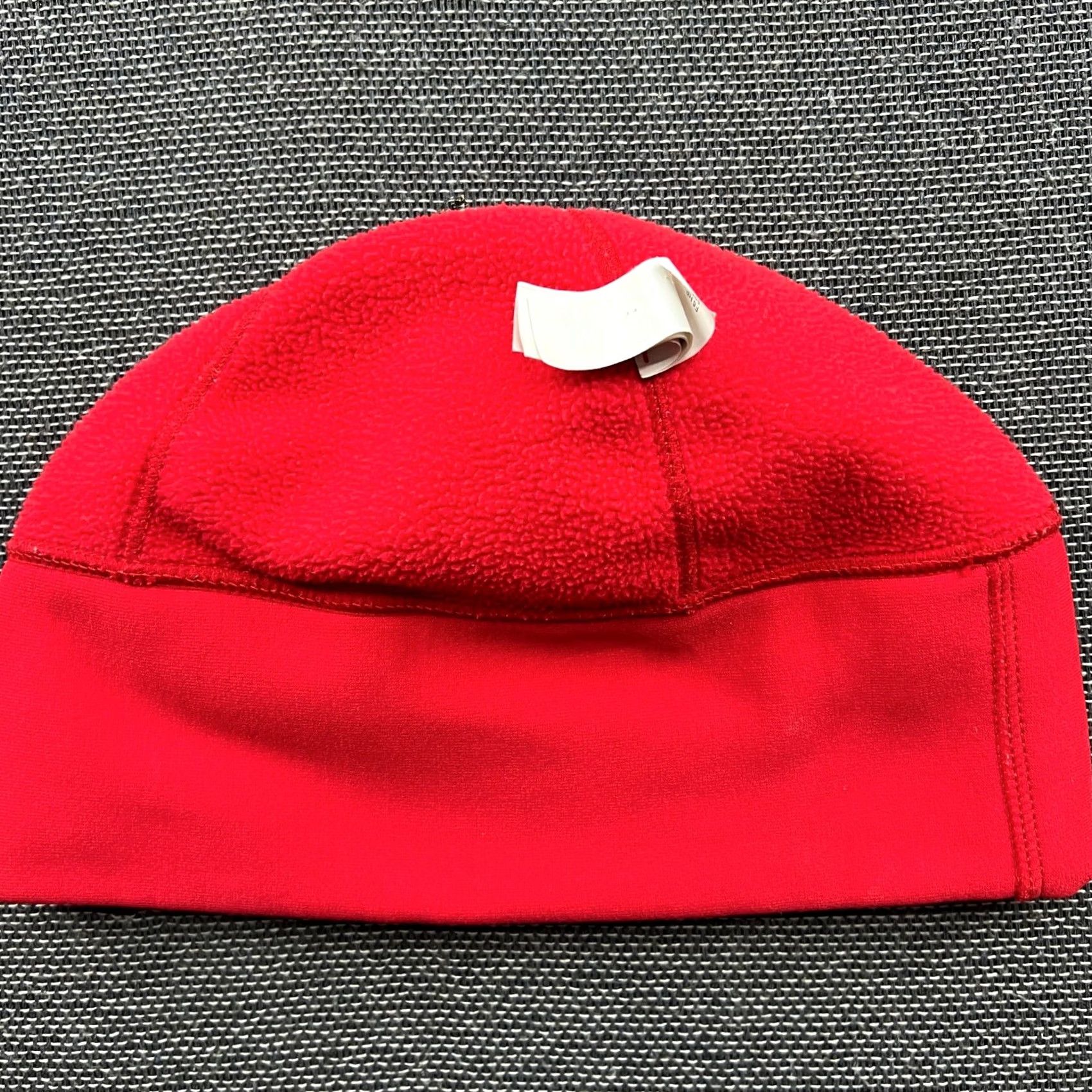 Nike VINTAGE Nike ACG Beanie Hat Skull Cap Softshell Red Winter OSFM Unisex Adults Knit Hat Adidas Size ONE SIZE - 4 Thumbnail