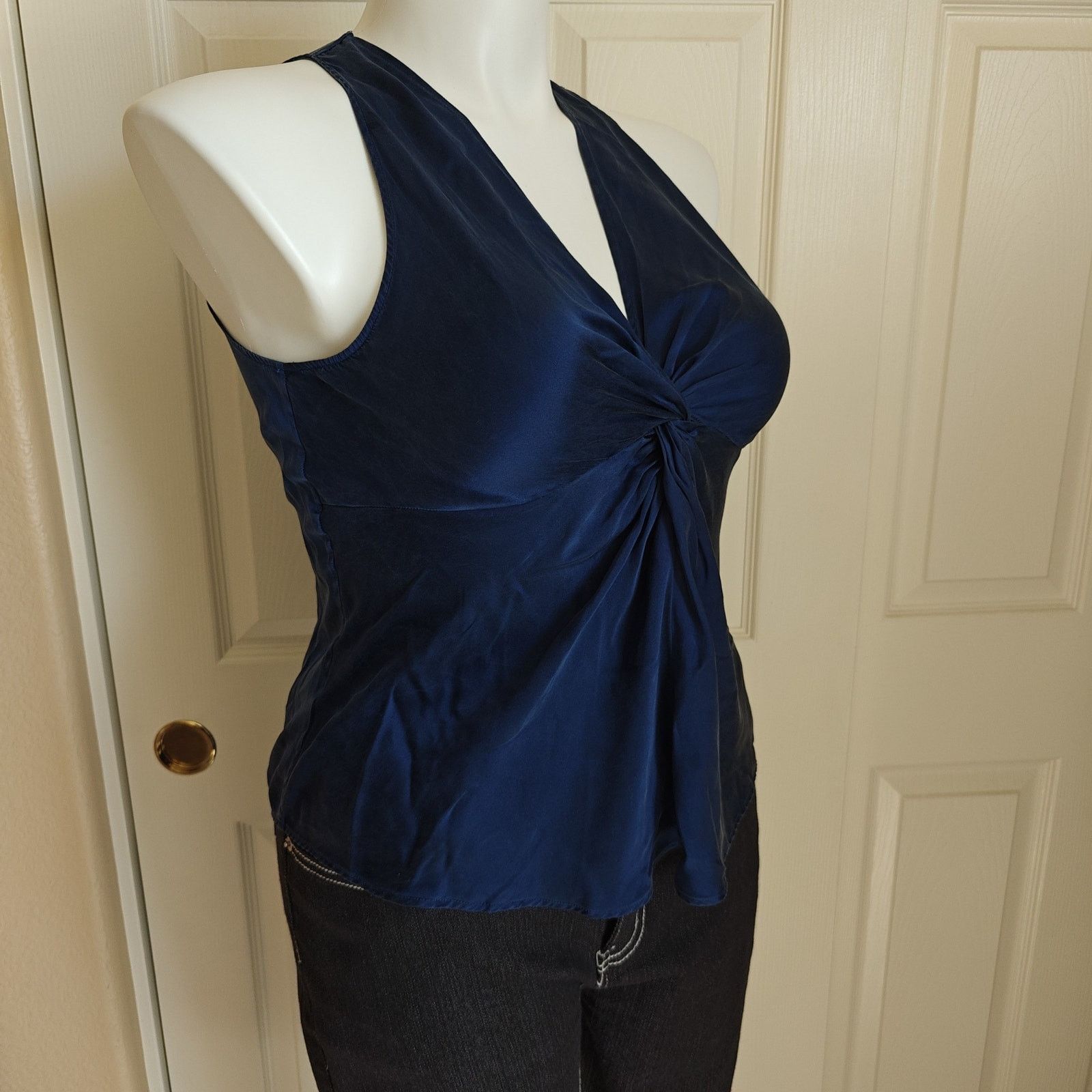 Ann Taylor 100% silk blue twist front sleeveless blouse sz 12P Size XL / US 12-14 / IT 48-50 - 5 Thumbnail