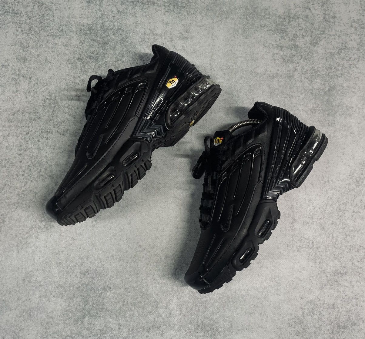 Nike Nike Air Max Plus 3 TN Men’s Shoes Black Grey US 8 EUR 41 Size US 8 / EU 41 - 4 Thumbnail