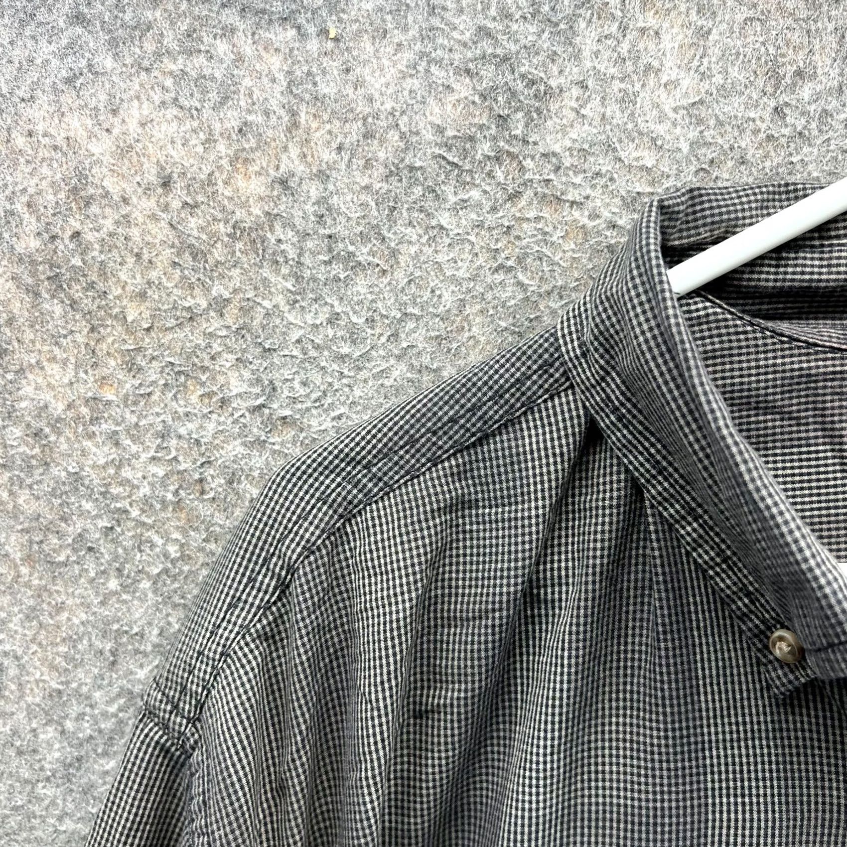 Carhartt Carhartt Shirt Men XL Gray Check Plaid Cotton Button-Down Button-Up Casual Workwear S252 XL Mens Gray Plaid Cotton Carhartt Shirt Size US XL / EU 56 / 4 - 7 Thumbnail