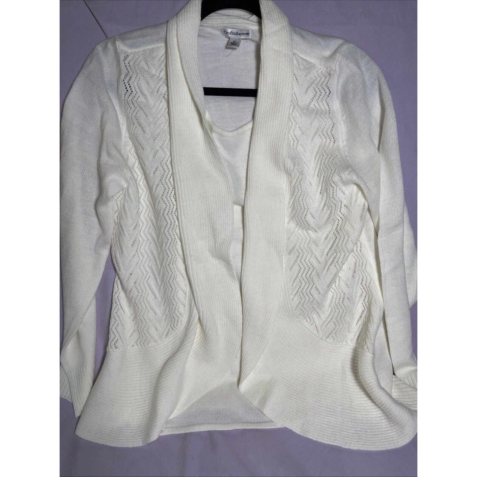 Croft & Barrow Croft and Barrow 1Piece Faux Cardigan and Tank Sweater - EUC Size M / US 6-8 / IT 42-44 - 1 Thumbnail