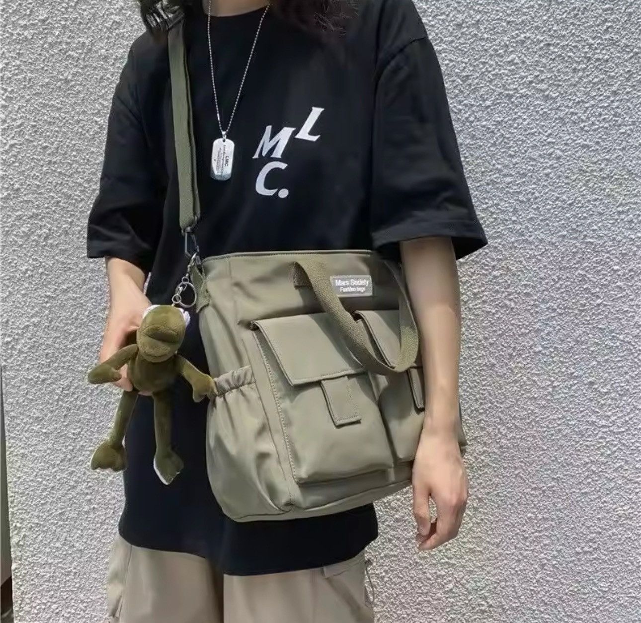 Japanese Brand Multi Pocket Nylon Messenger Bag Size ONE SIZE - 2 Thumbnail