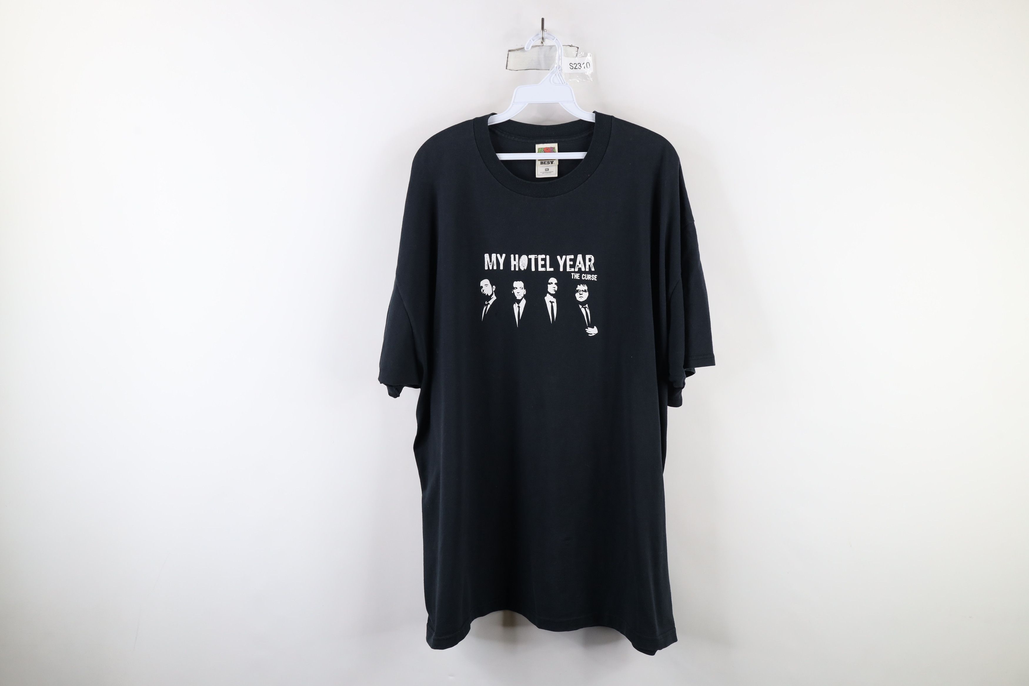 Vintage Vintage Y2K 2004 Curse My Hotel Year Rock Band T-Shirt Black Size US XXL / EU 58 / 5 - 1 Thumbnail