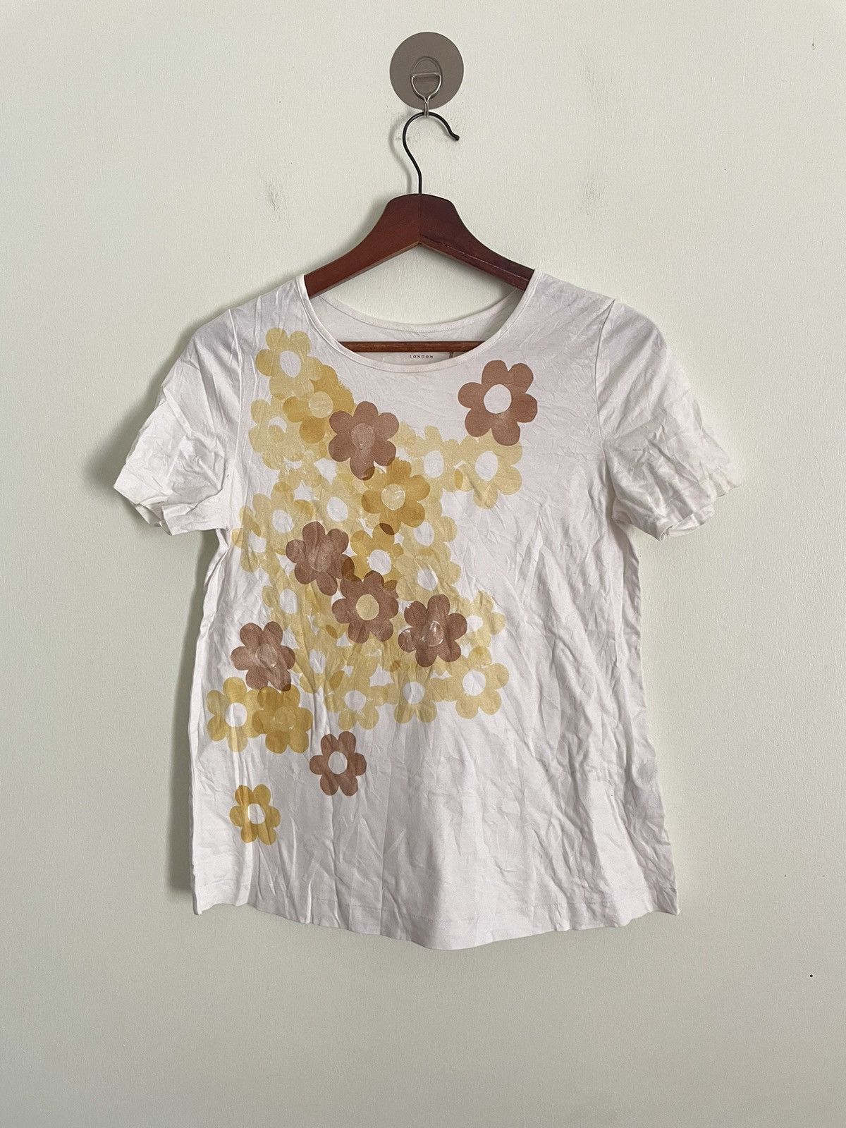 Mackintosh Mackintosh London Flower TShirt Size XS / US 0-2 / IT 36-38 - 1 Thumbnail