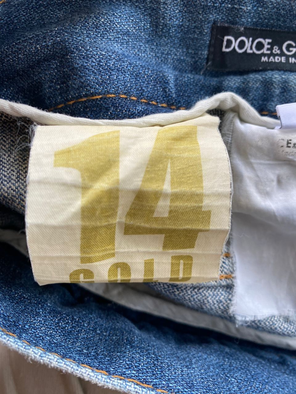 Dolce & Gabbana 💥BEST OFFER💥DOLCE & GABANNA 14 GOLD DISTRESSED DENIM Size 30" / US 8 / IT 44 - 18 Thumbnail