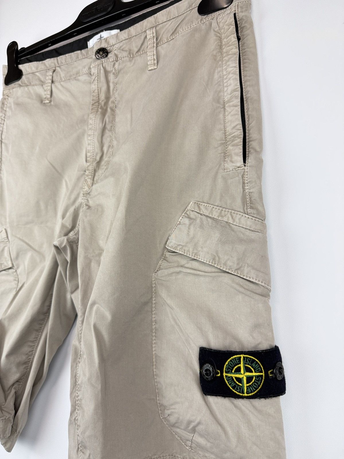 Stone Island Beige Stone Island cargo shorts Size US 29 - 4 Thumbnail