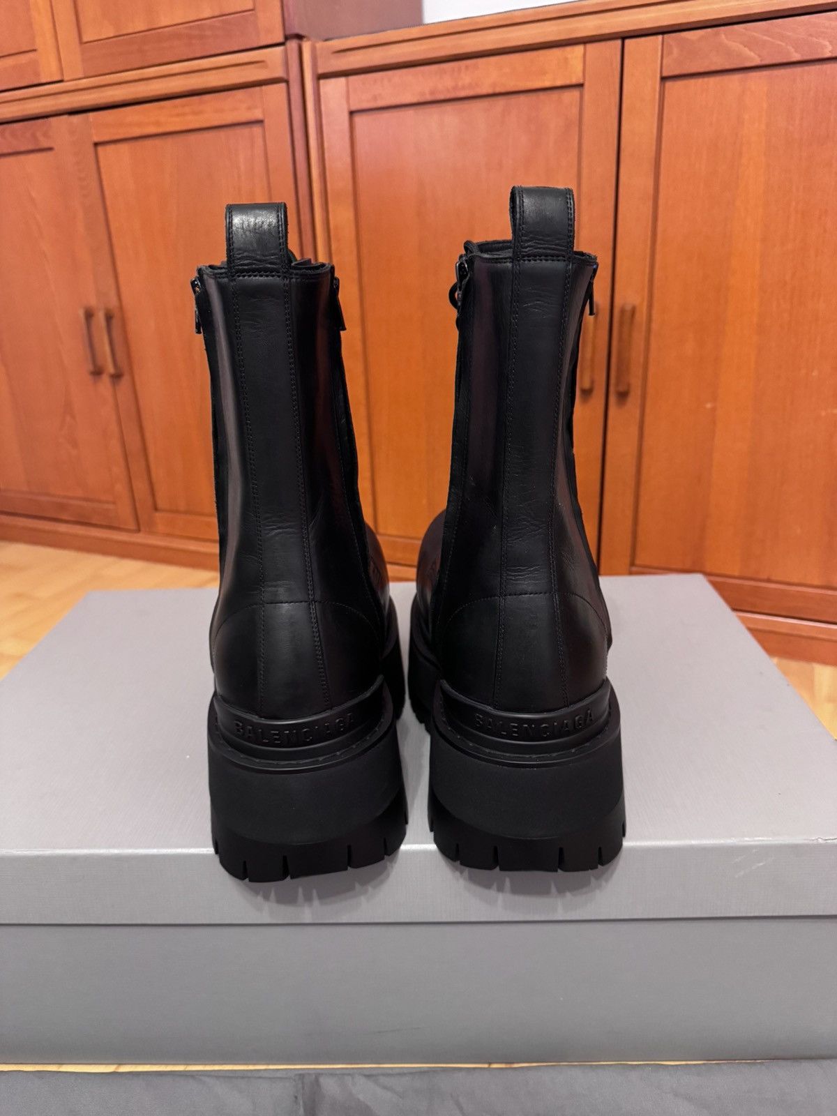 Balenciaga Balenciaga Calfskin 80 MM Platform Giant BB Boots Black Size US 11 / EU 44 - 8 Thumbnail