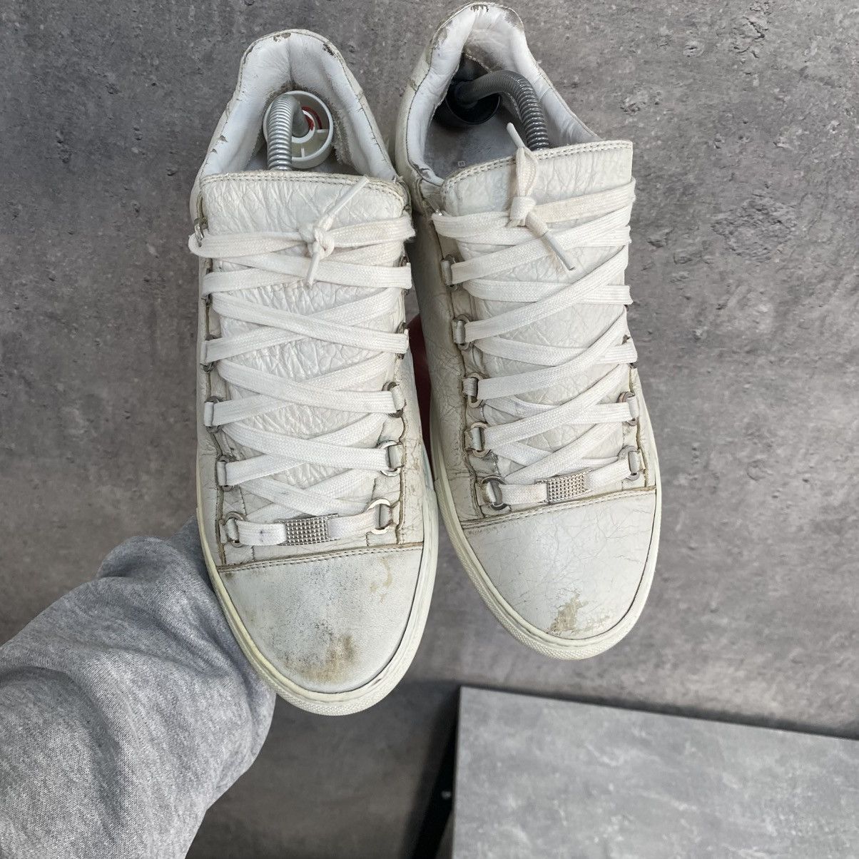 Balenciaga Balenciaga Arena Low White Cracked Leather Sneakers Size US 7 / EU 40 - 5 Thumbnail