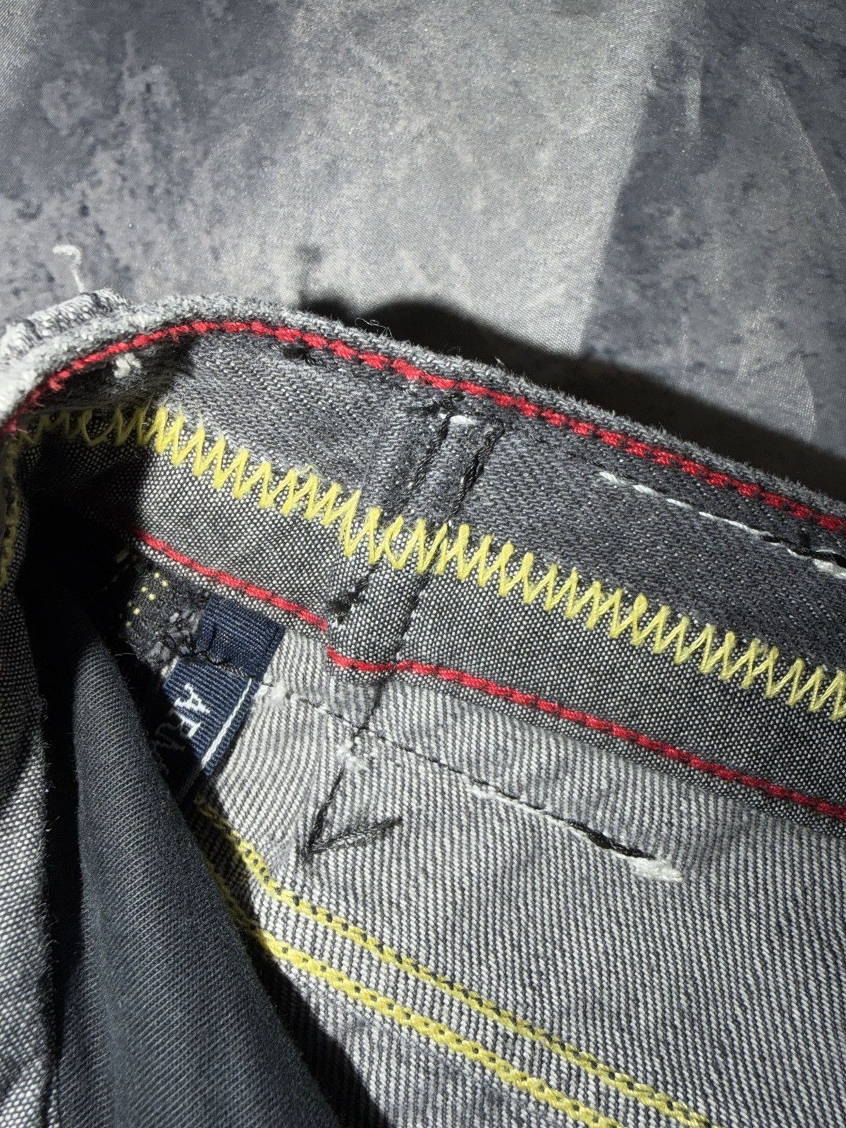 Giorgio Armani Armani jeans Size US 33 - 22 Thumbnail