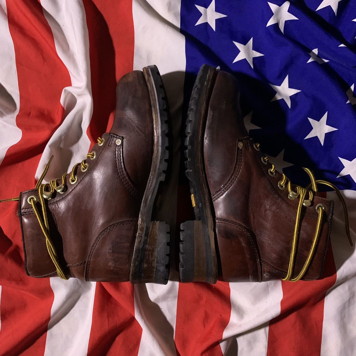 Vintage CAT WATER RESISTANT STEEL TOE CAP WIDE BROWN LEATHER BOOTS Size US 9 / EU 42 - 3 Thumbnail