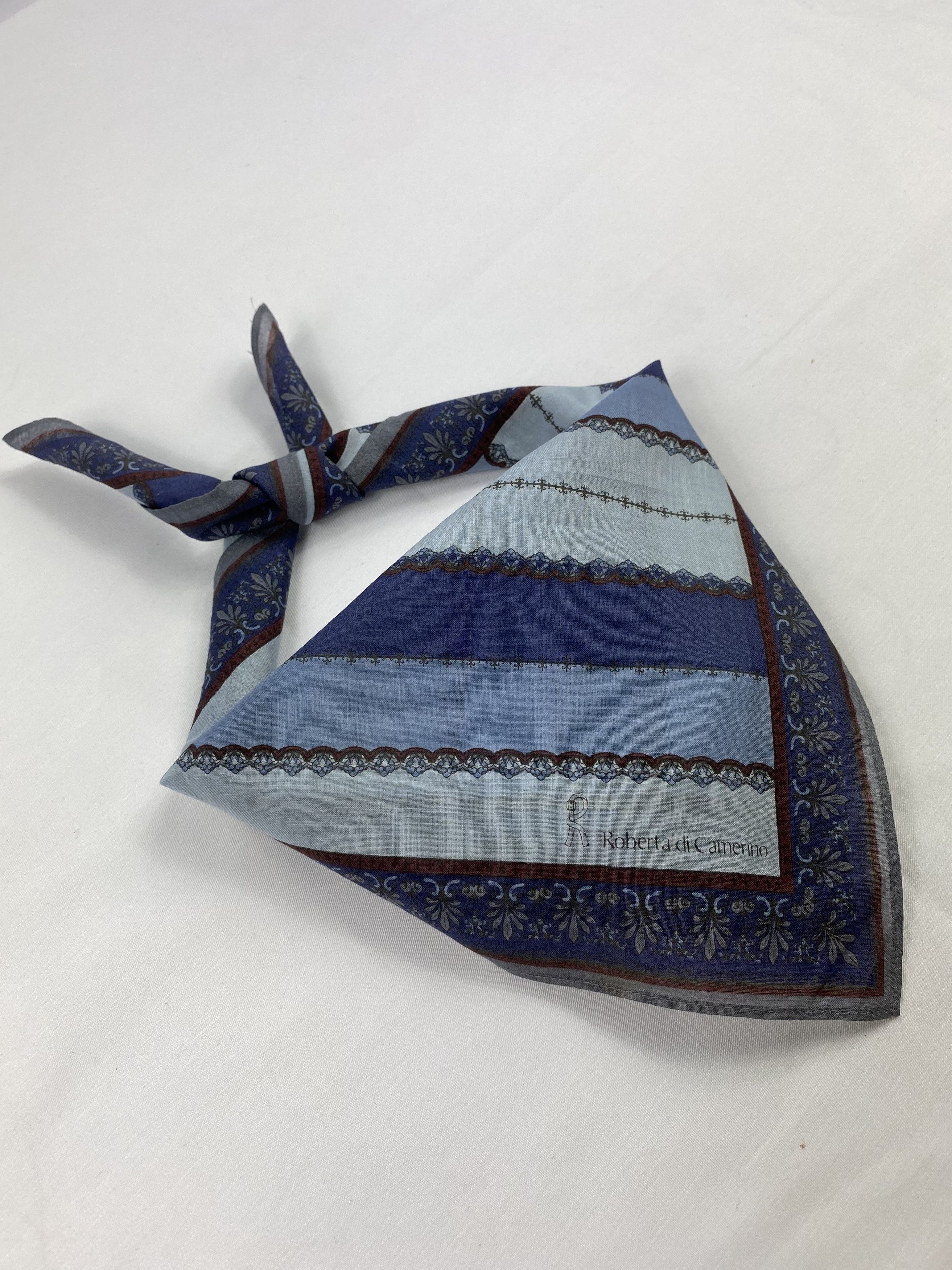 Roberta di Camerino × Vintage Roberta Di Camerino Handkerchief / Bandana / Neckerchief Size ONE SIZE - 1 Thumbnail