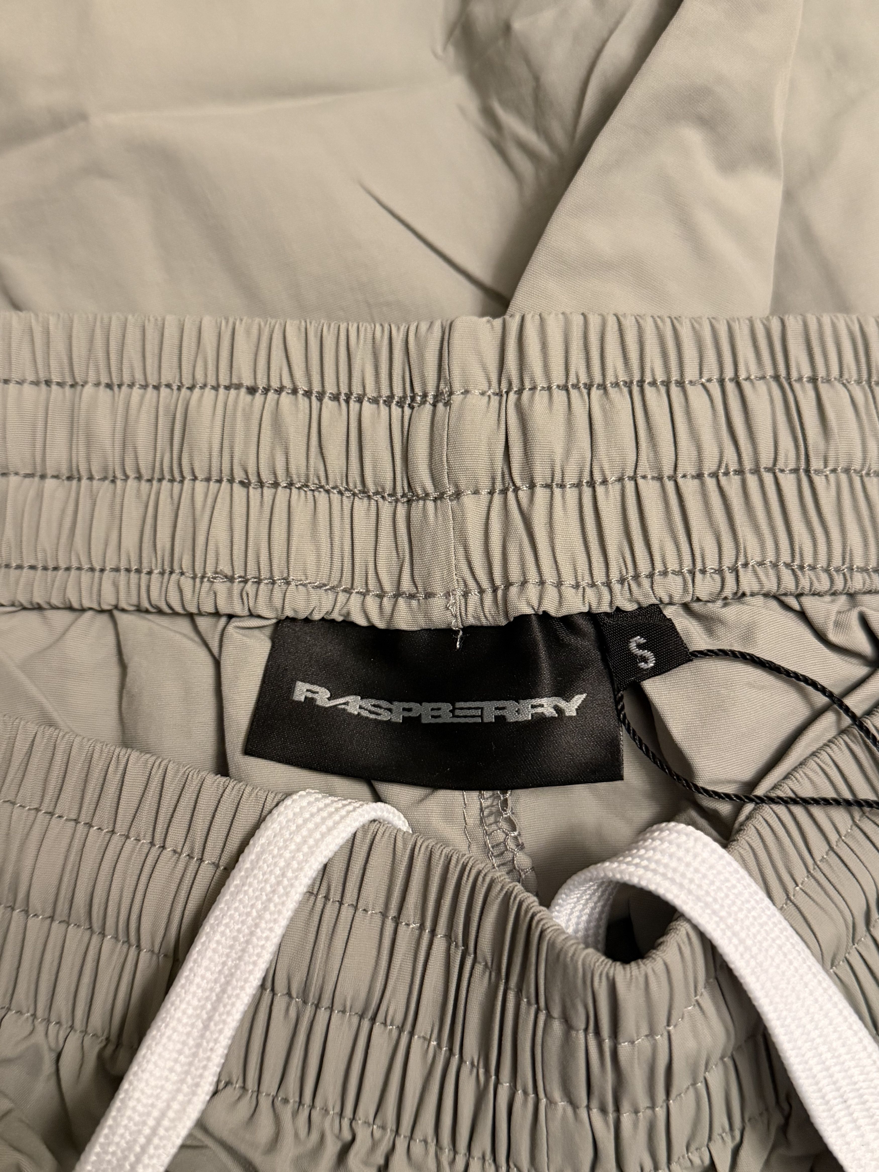 The GV Gallery GvGallery Raspberry Hills 'J Will' Sweats Size US 30 / EU 46 - 2 Thumbnail