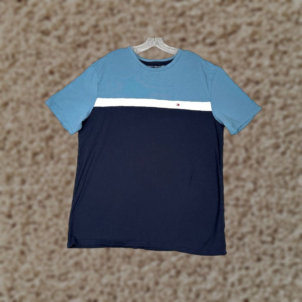 Tommy Hilfiger Tommy Hilfiger Shirt Adult XL Blue Cotton Jersey Short Sleeve Crew Neck Logo Embroidered Mens T-Shirt Sports American Classic Designer Size US XL / EU 56 / 4 - 1 Thumbnail