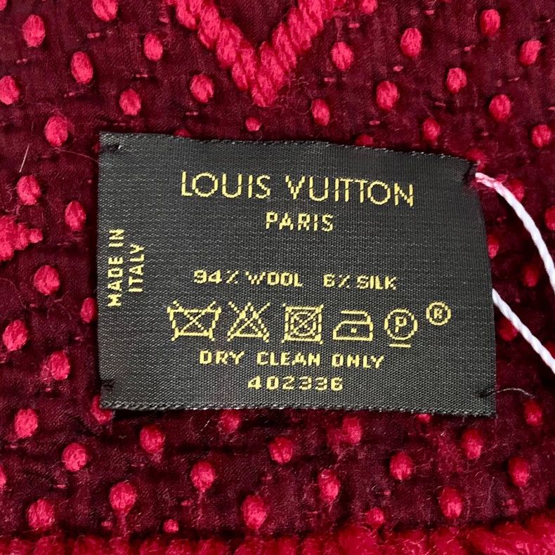 Louis Vuitton Louis Vuitton Red logo old flower full print wool fringe s Size ONE SIZE - 8 Thumbnail