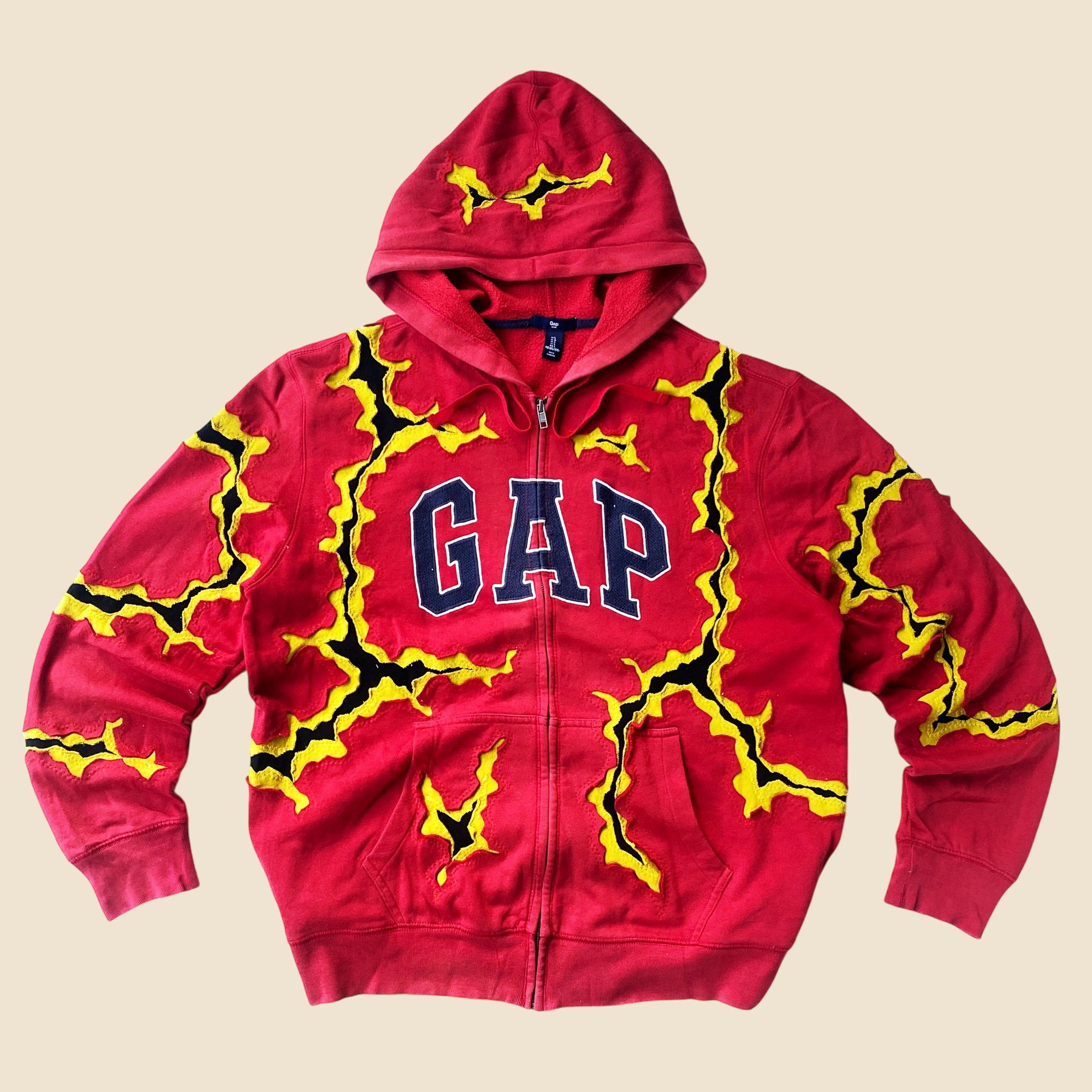 Gap × Handmade 1 OF 1 REWORKED RED GAP CRACKY ZIPHOODIE SIZE L Size US L / EU 52-54 / 3 - 1 Thumbnail