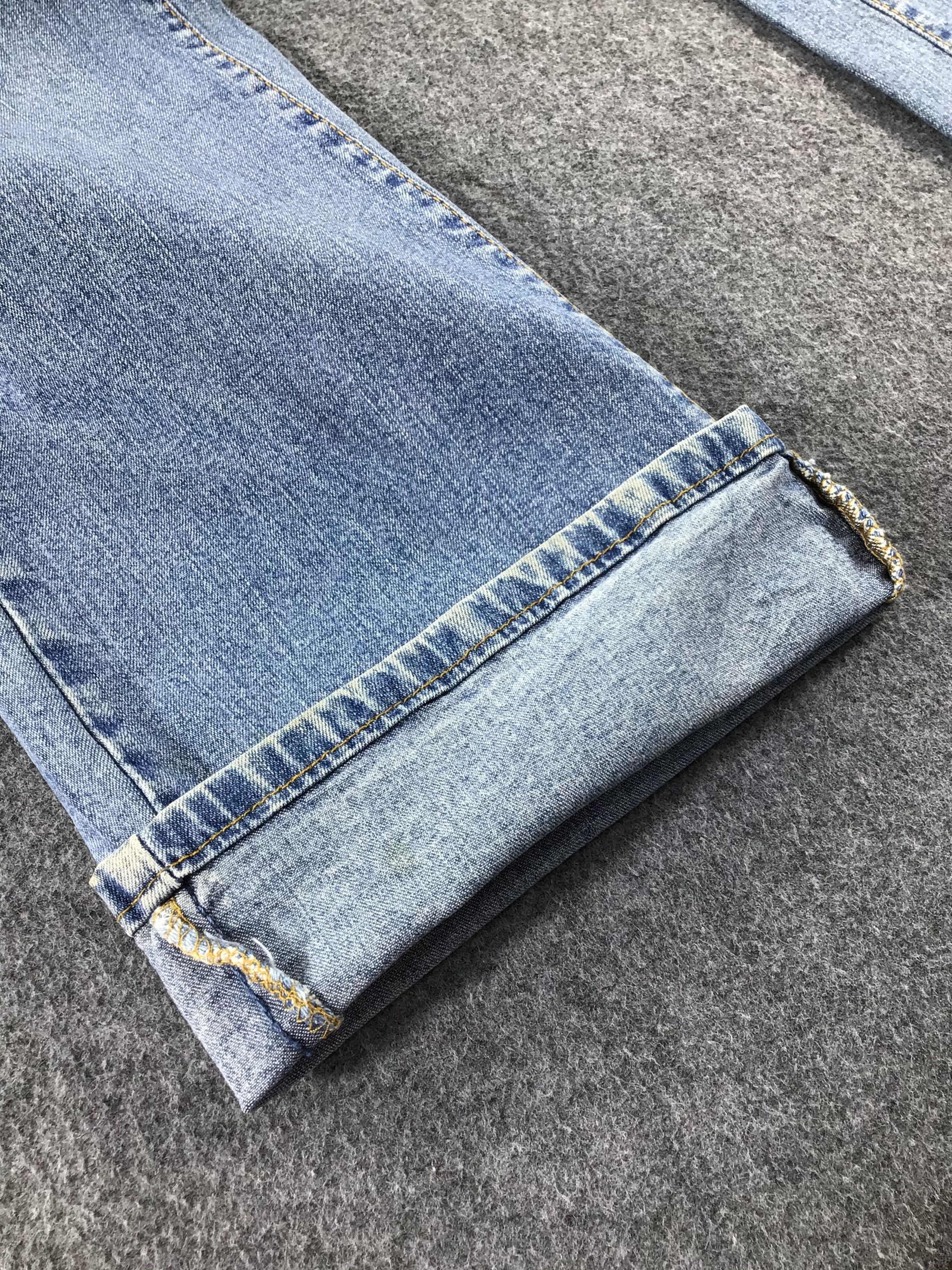 Levi's Vintage Levis 550 Jeans Faded Blue Denim -J555 Size US 32 / EU 48 - 6 Thumbnail