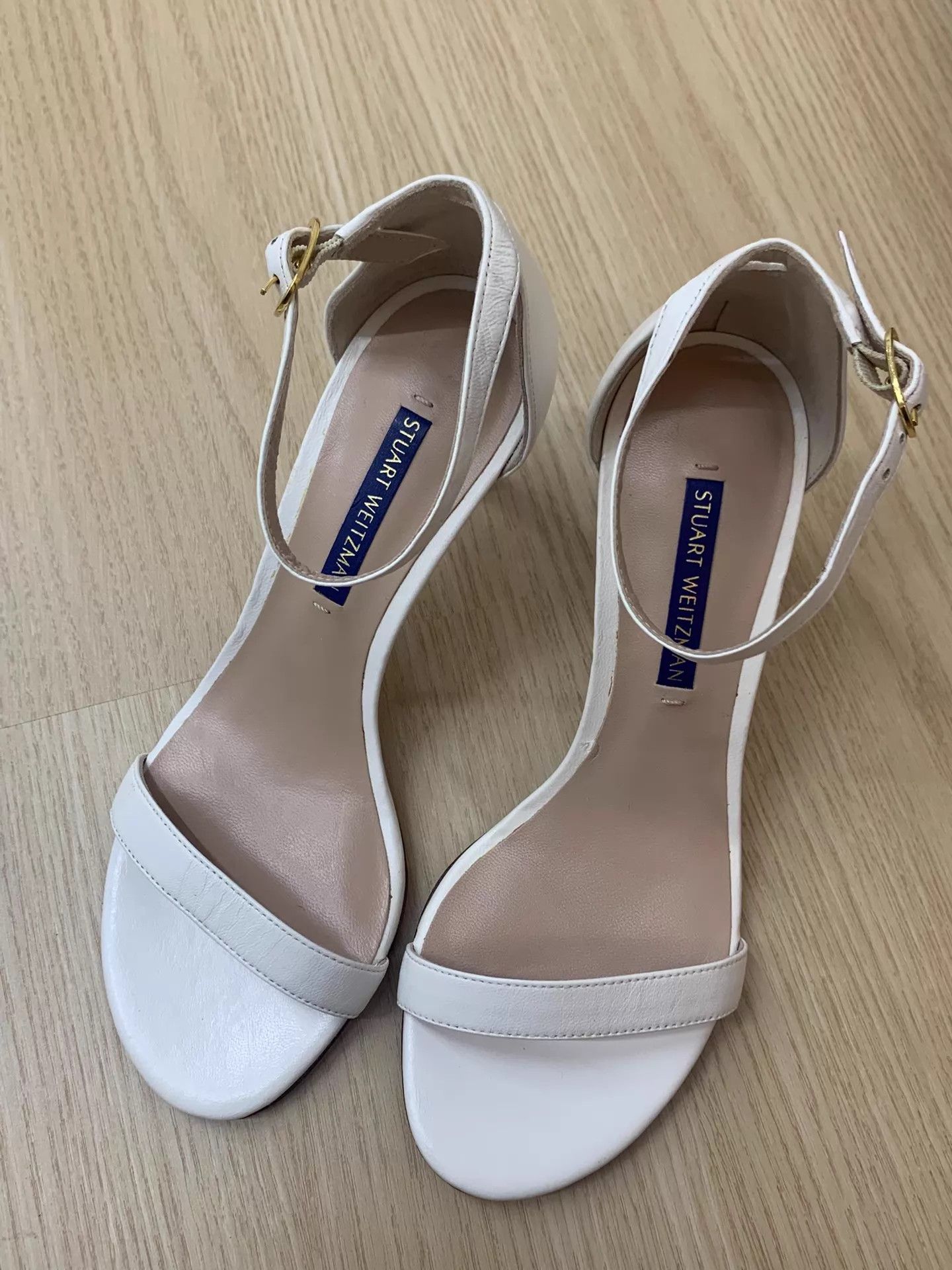 Stuart Weitzman SW White Strappy Sandal 36 EU Unworn Size US 5.5 / IT 35.5 - 1 Thumbnail