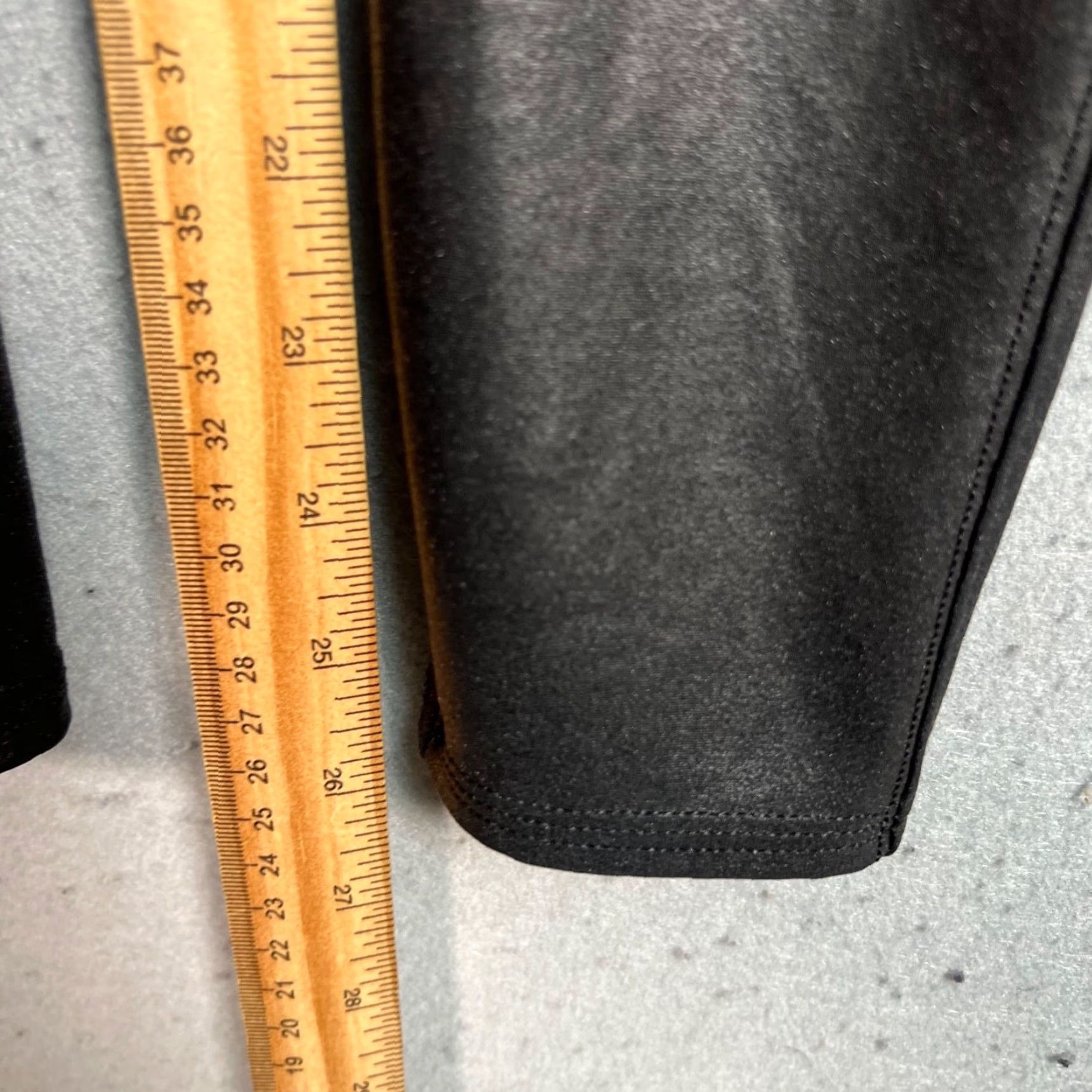 Spanx Spanx Womens Medium Faux Leather High-Waisted Leggings Black M Leggings Faux Leather, Spandex Logo Ankle Rise High Vintage No Size 32" / US 10 / IT 46 - 7 Thumbnail