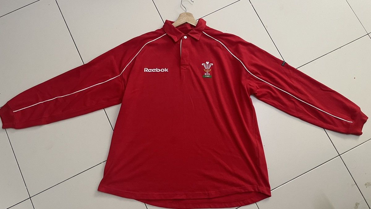 Reebok Wales 2001/02 Home Reebok WRU Rugby Union Long Sleeve Size US XXL / EU 58 / 5 - 3 Thumbnail