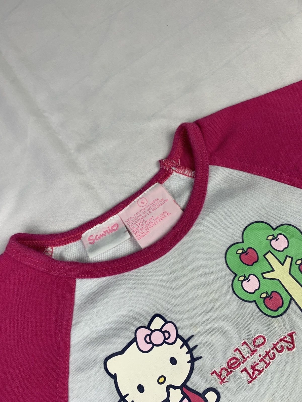 Anime 2000s Hello Kitty by Sanrio Cute Embroidered Icon Baby Tee Size XS / US 0-2 / IT 36-38 - 6 Thumbnail