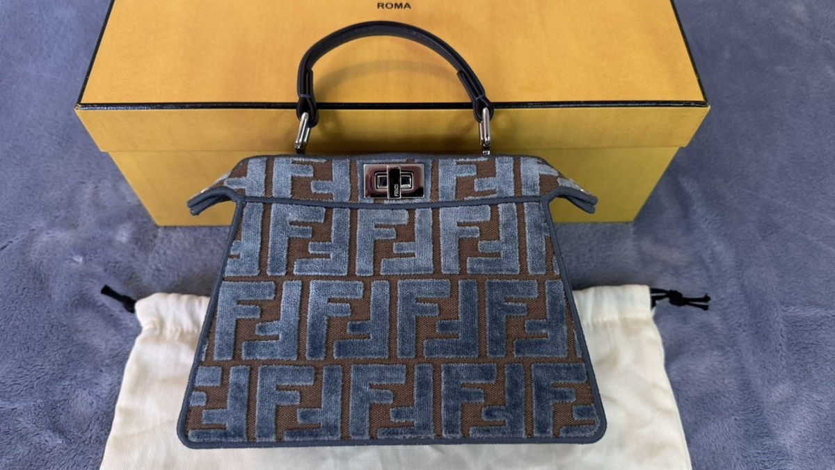 Fendi Fendi PEKaBOO ISeeU Petite Velluto Jaquard FF/VIT.GRACE Size ONE SIZE - 2 Thumbnail