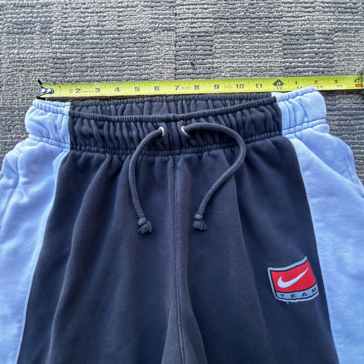 Nike Vintage Nike Team Black Logo Sweatpants Size US 29 - 4 Thumbnail