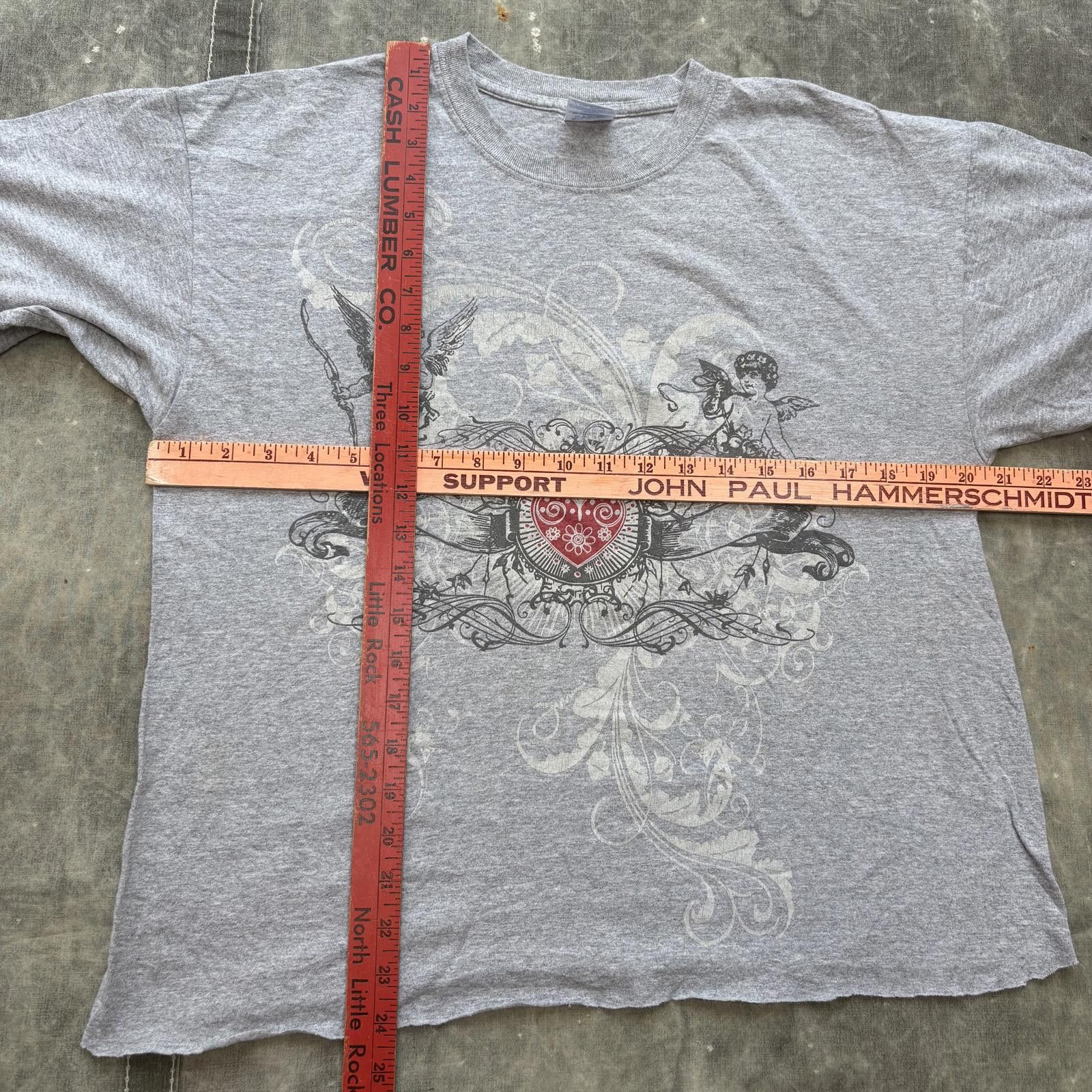 Gildan Vintage Y2K Cropped Affliction Style Cupid Love Grunge Shirt Size US L / EU 52-54 / 3 - 4 Thumbnail