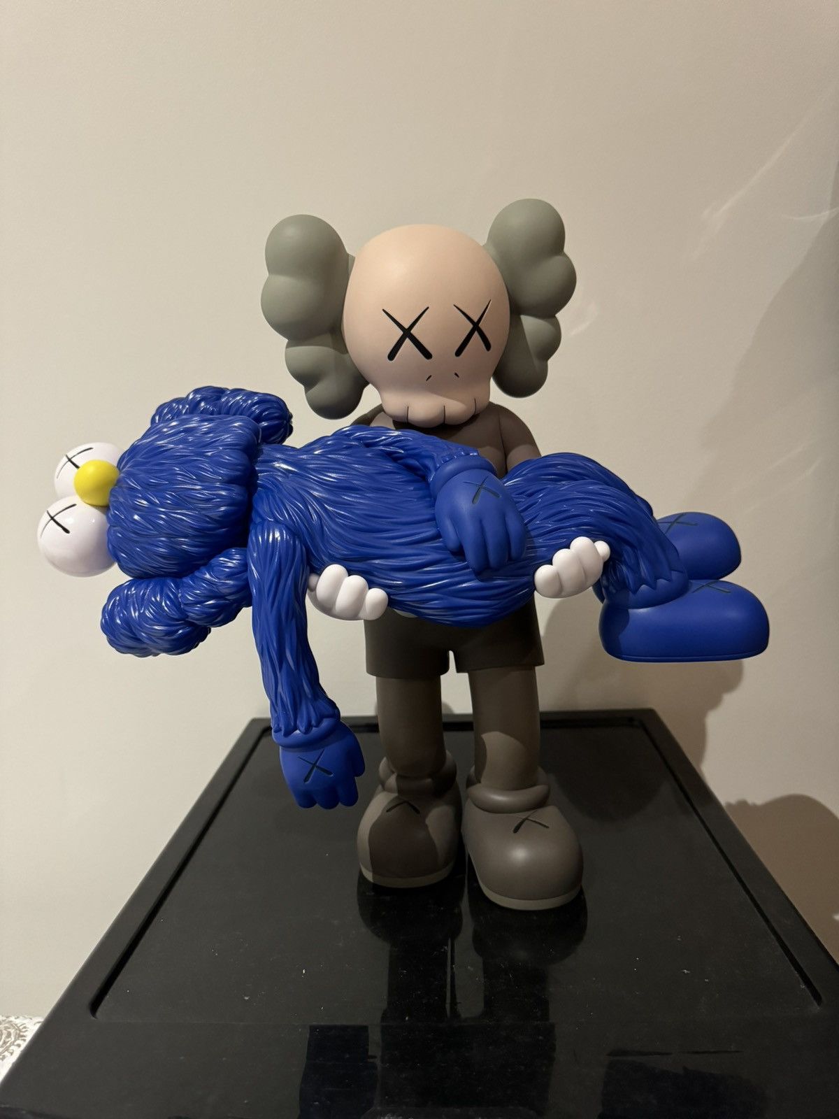 Kaws gone