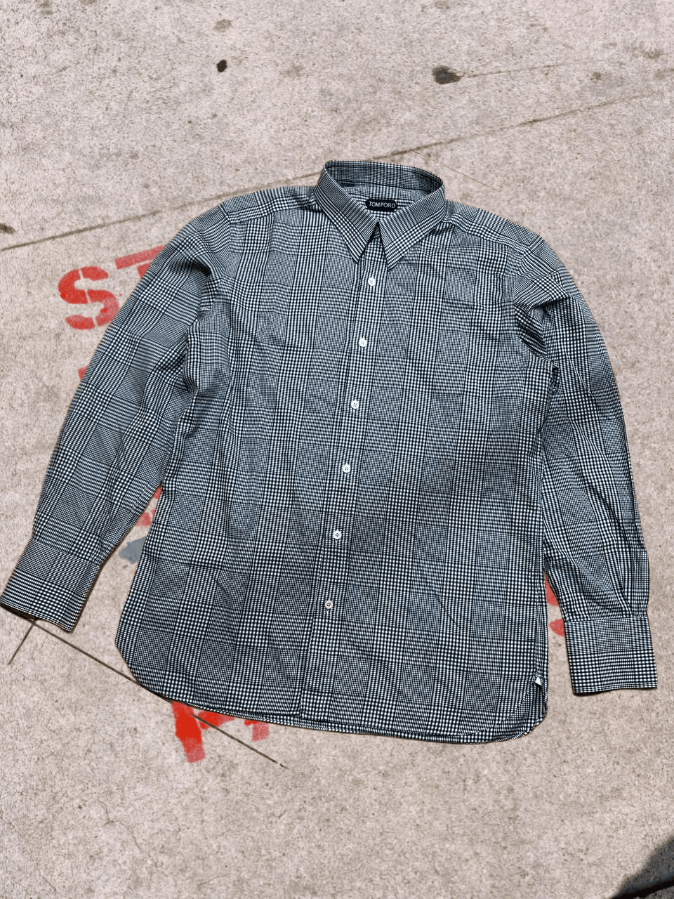 Tom Ford TOM FORD Men's Slim Fit Check Dress Shirt Size US L / EU 52-54 / 3 - 1 Thumbnail