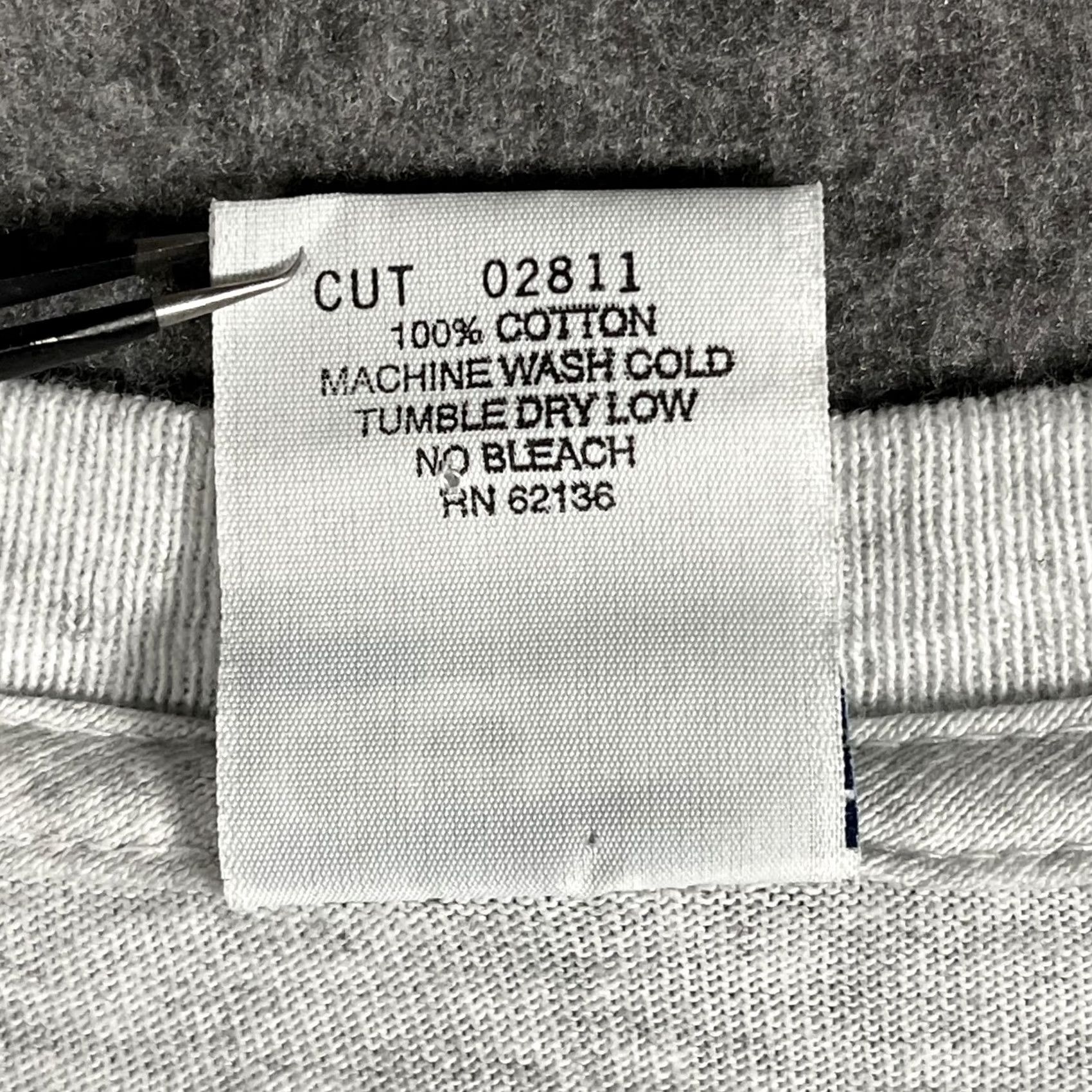 Guess VINTAGE Guess Jeans Shirt Mens Large Gray Logo Long Sleeve Made USA 90s Size US L / EU 52-54 / 3 - 6 Thumbnail
