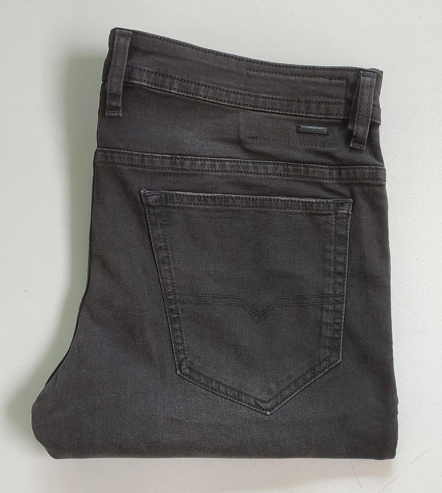 Diesel Diesel THOMMER-C L.32 MENS JEANS T/9608 Size US 36 / EU 52 - 1 Thumbnail