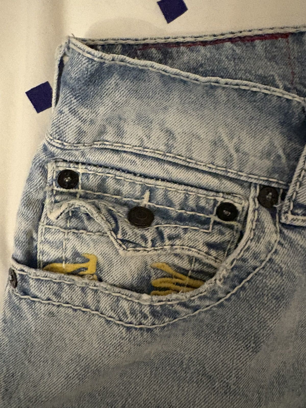 True Religion True Religion 1of1 sample Size US 32 / EU 48 - 2 Thumbnail