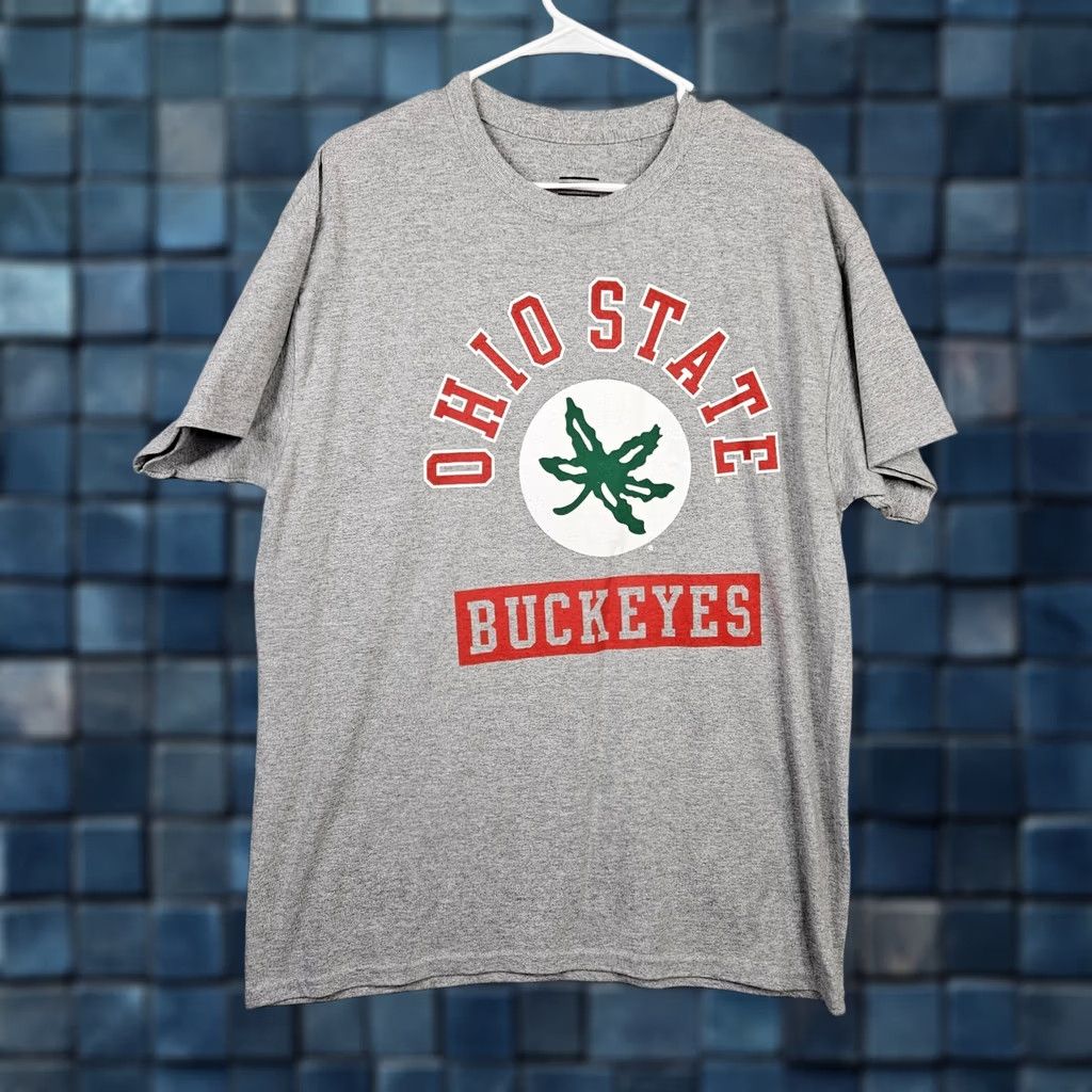 Vintage OHIO STATE Buckeyes Unisex Adult Gray Short Sleeve Tee L Regular Size T-Shirt, Logo, Cotton, Crew Neck, All Seasons, Machine Washable, New Size US 33 - 1 Thumbnail