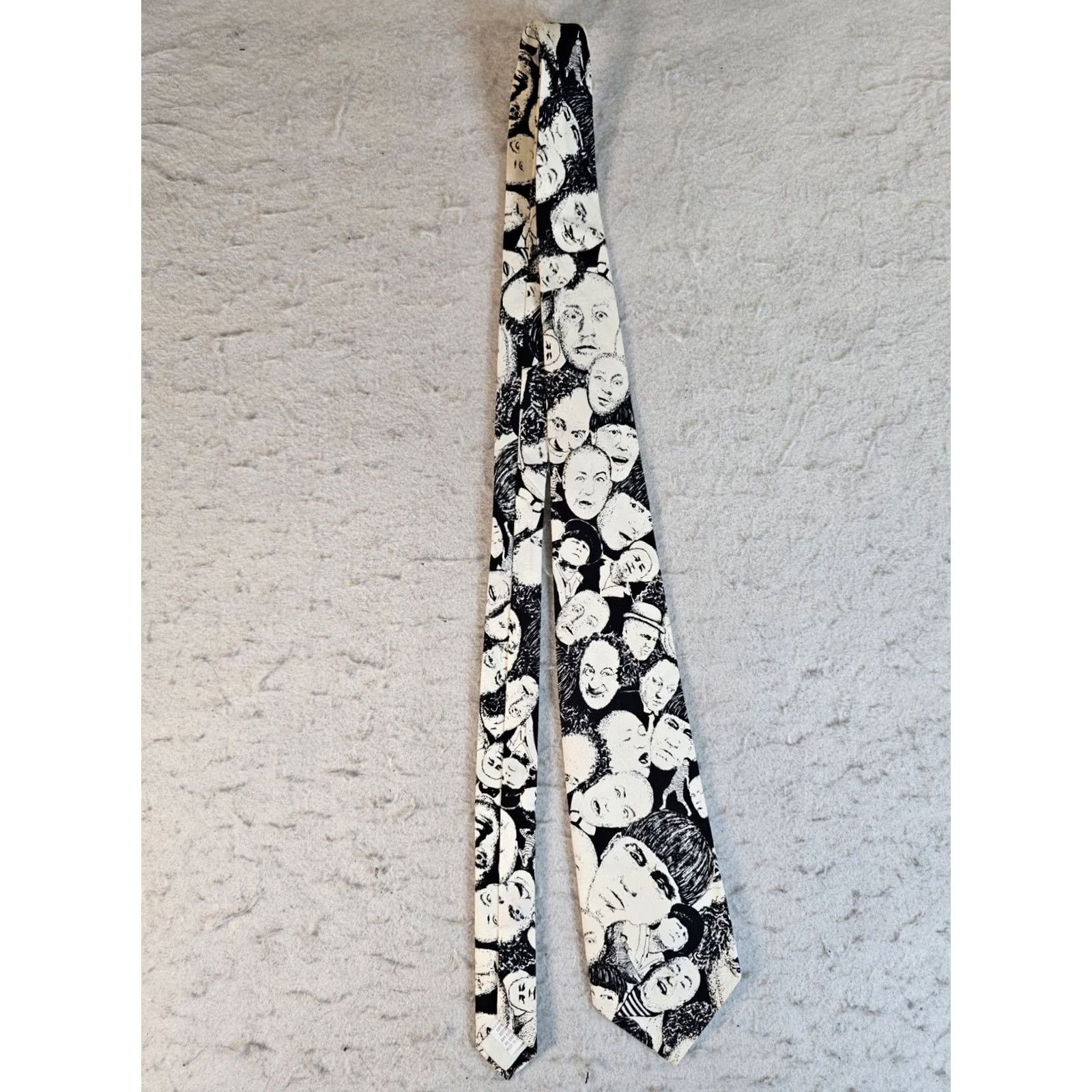 Vintage VINTAGE Ralph Marlin Three Stooges Neck Tie Black & White 60" Long 90s Mens Size ONE SIZE - 4 Thumbnail