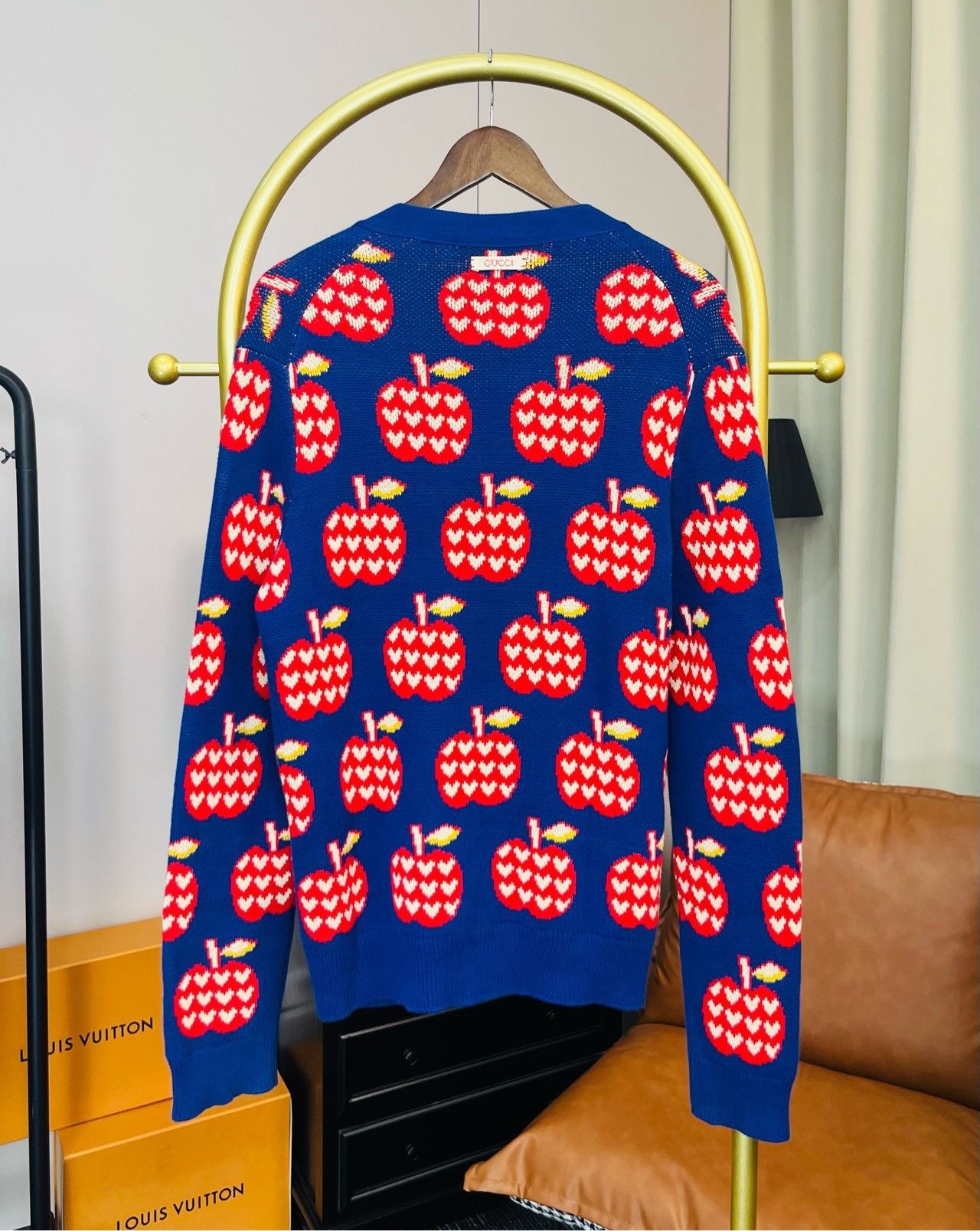 Gucci Gucci Blue Apple Full Print Cardigan sweater 2501-Nextarrow Size US S / EU 44-46 / 1 - 1 Thumbnail