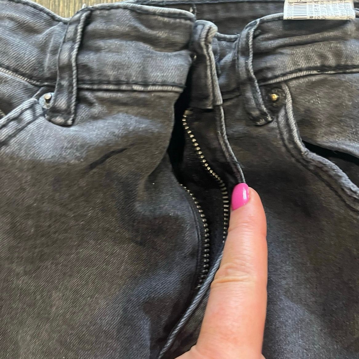 Pull & Bear Pull & Bear Skinny Jeans High Rise Distressed Black Size 31 Size 31" - 4 Thumbnail