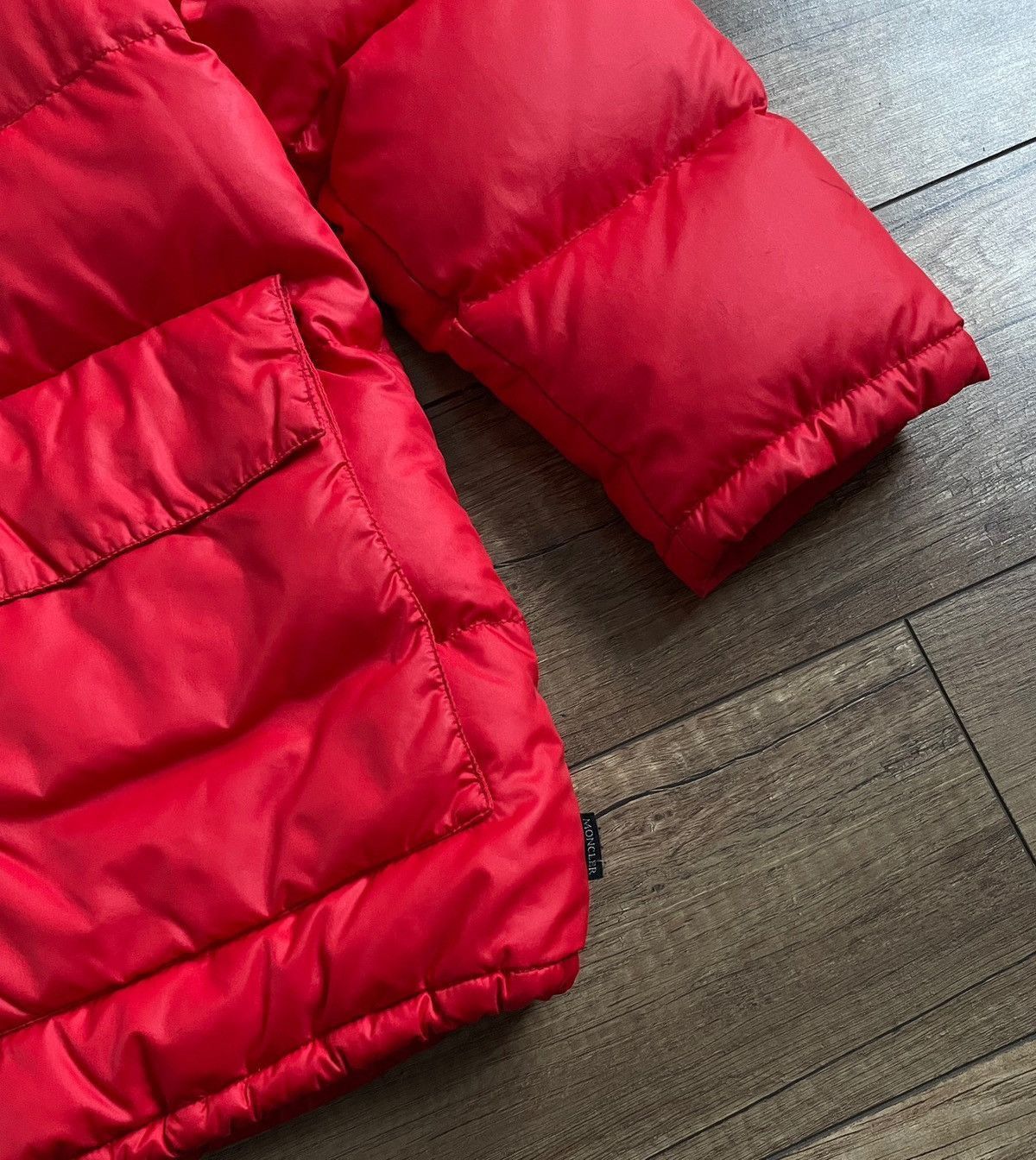 Moncler Vintage Moncler Grenoble Red Down Hooded Puffer Jacket Size L / US 10 / IT 46 - 5 Thumbnail