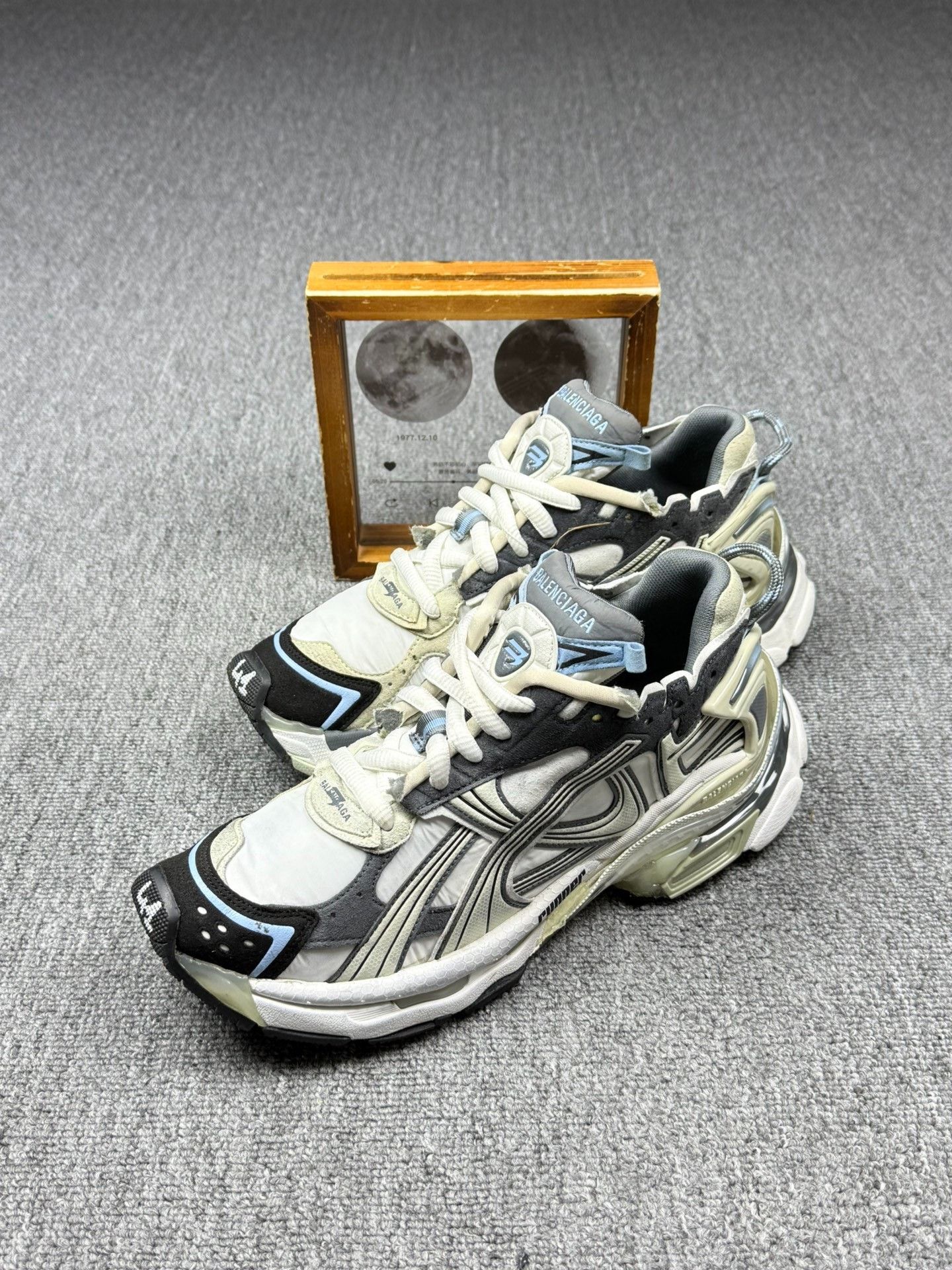 Balenciaga Balenciaga Running Blue Lowtop Sneakers 8 Men Size US 8 / EU 41 - 1 Thumbnail