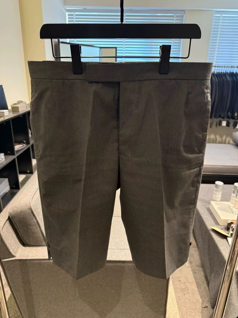 Other Thom Browne size1 shorts Size US 26 / EU 42 - 1 Thumbnail