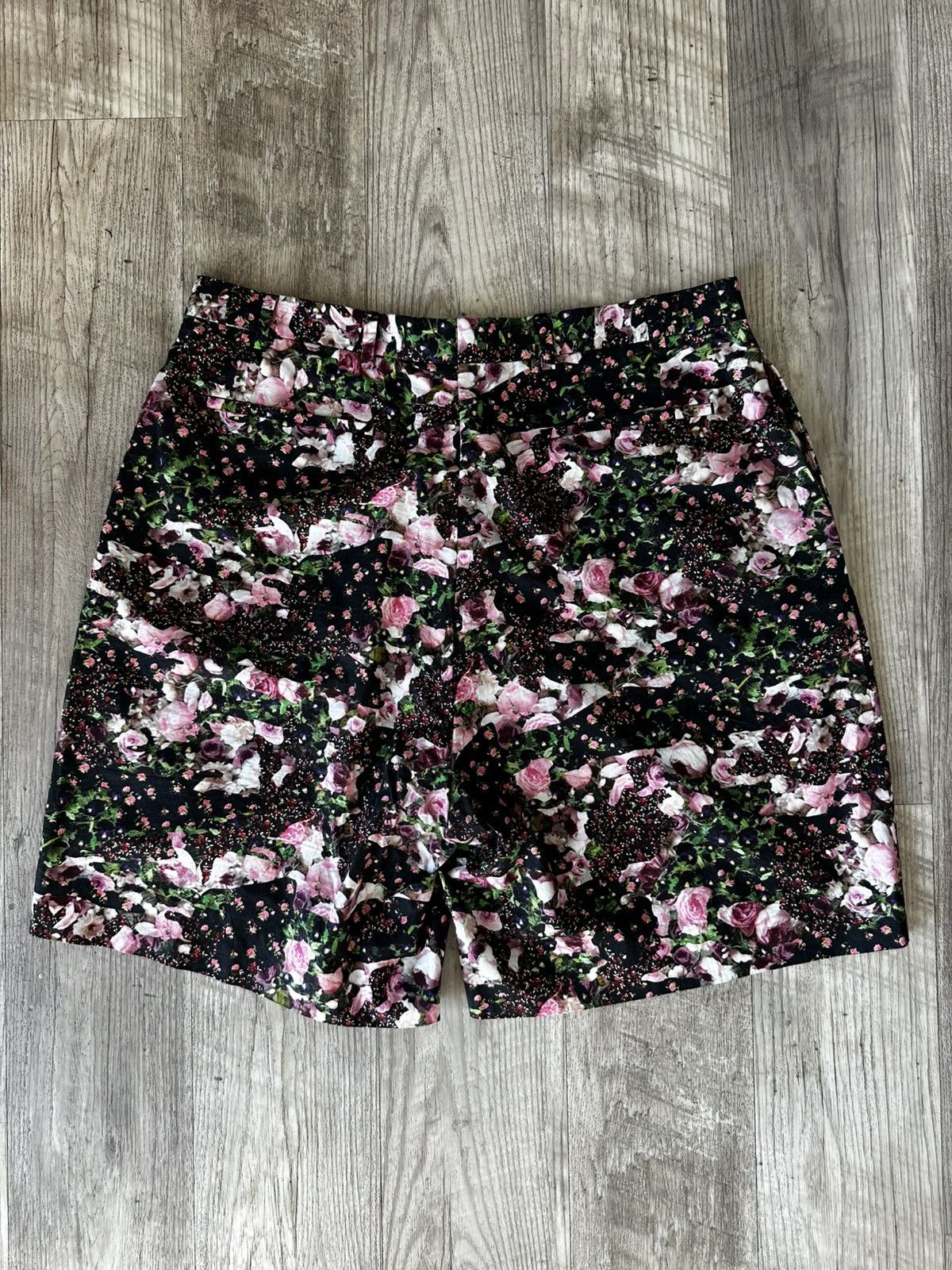 Givenchy Tisci Era Floral Bermuda Shorts Size US 36 / EU 52 - 3 Thumbnail