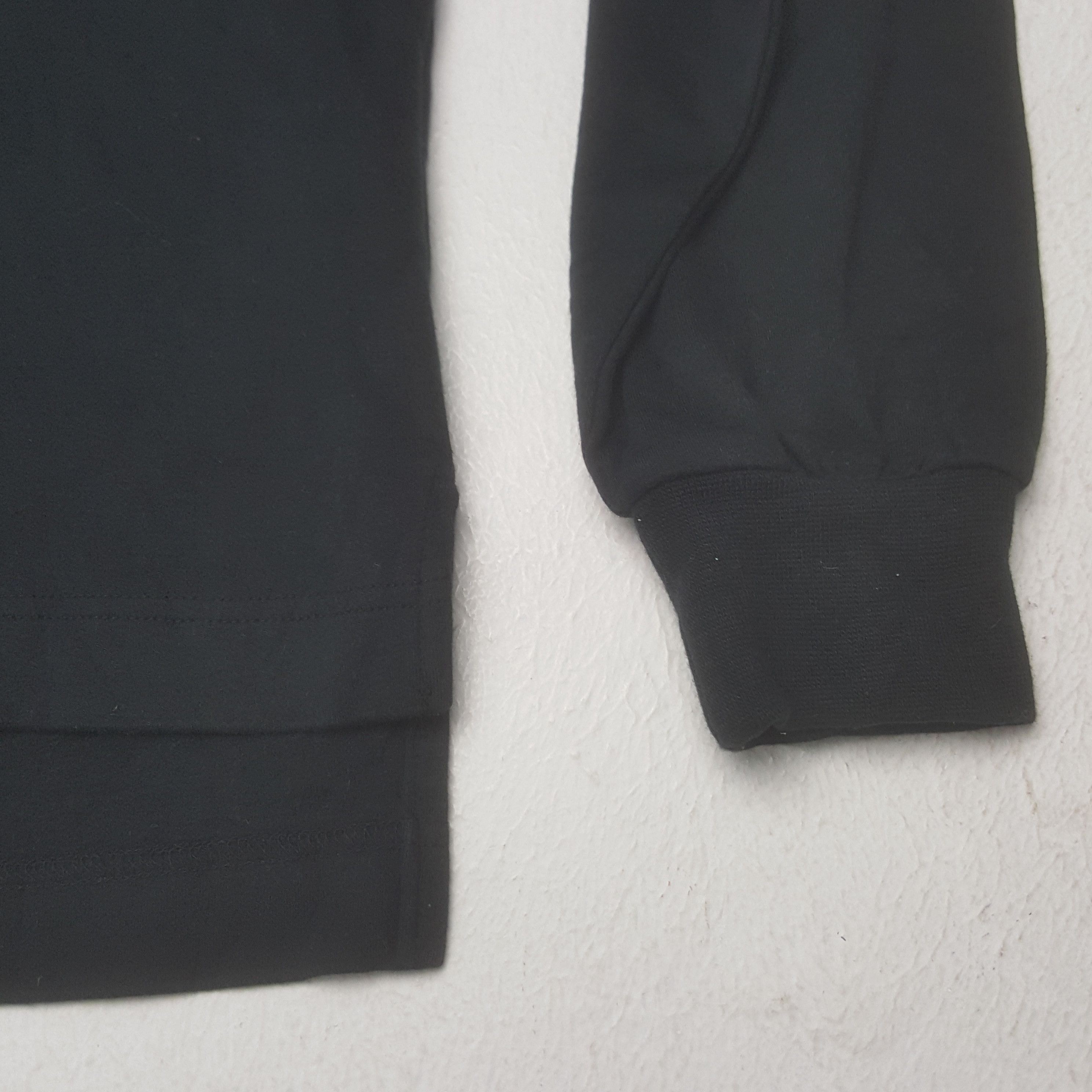 Burberry × Vintage Vintage Burberry Golf Luxury Brand Turtle Neck Tshirt Size US M / EU 48-50 / 2 - 9 Thumbnail