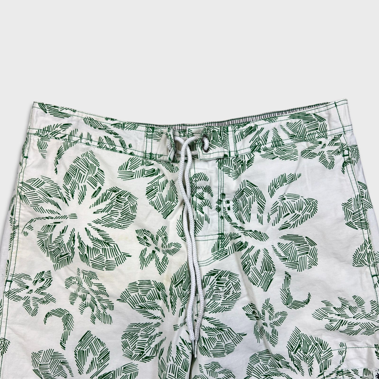 Tommy Hilfiger × Vintage Tommy Hilfiger Shorts Medium Pocketed Lined Swimming Trunks Size US 34 / EU 50 - 2 Thumbnail