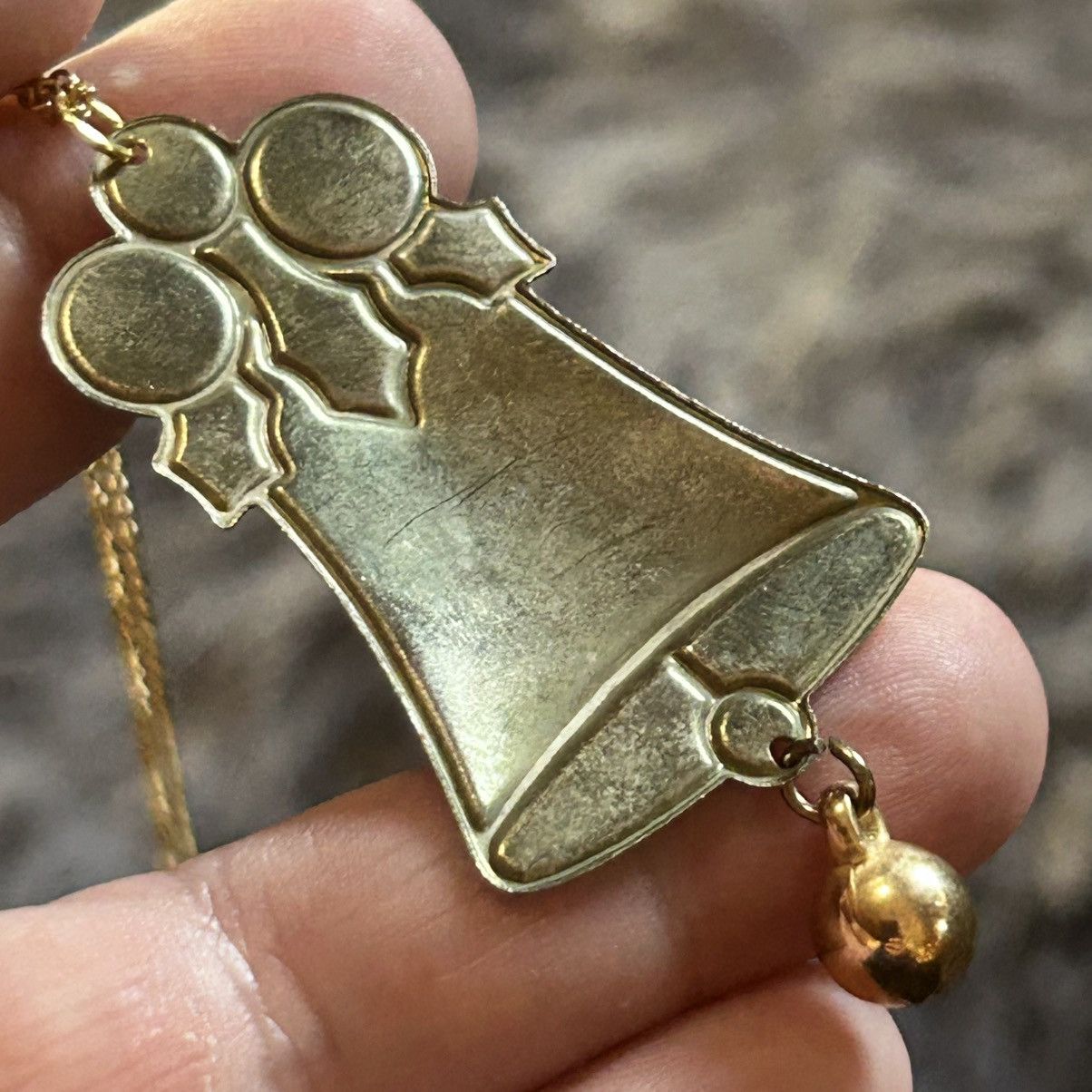 Handmade Handcrafted vintage enamel Christmas bell pendant necklace Size ONE SIZE - 6 Thumbnail