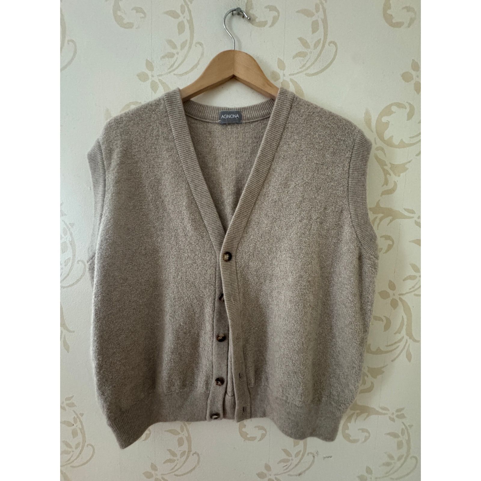 Agnona Men's L Agnona 100% Cashmere Beige Sweater Size US XL / EU 56 / 4 - 1 Thumbnail