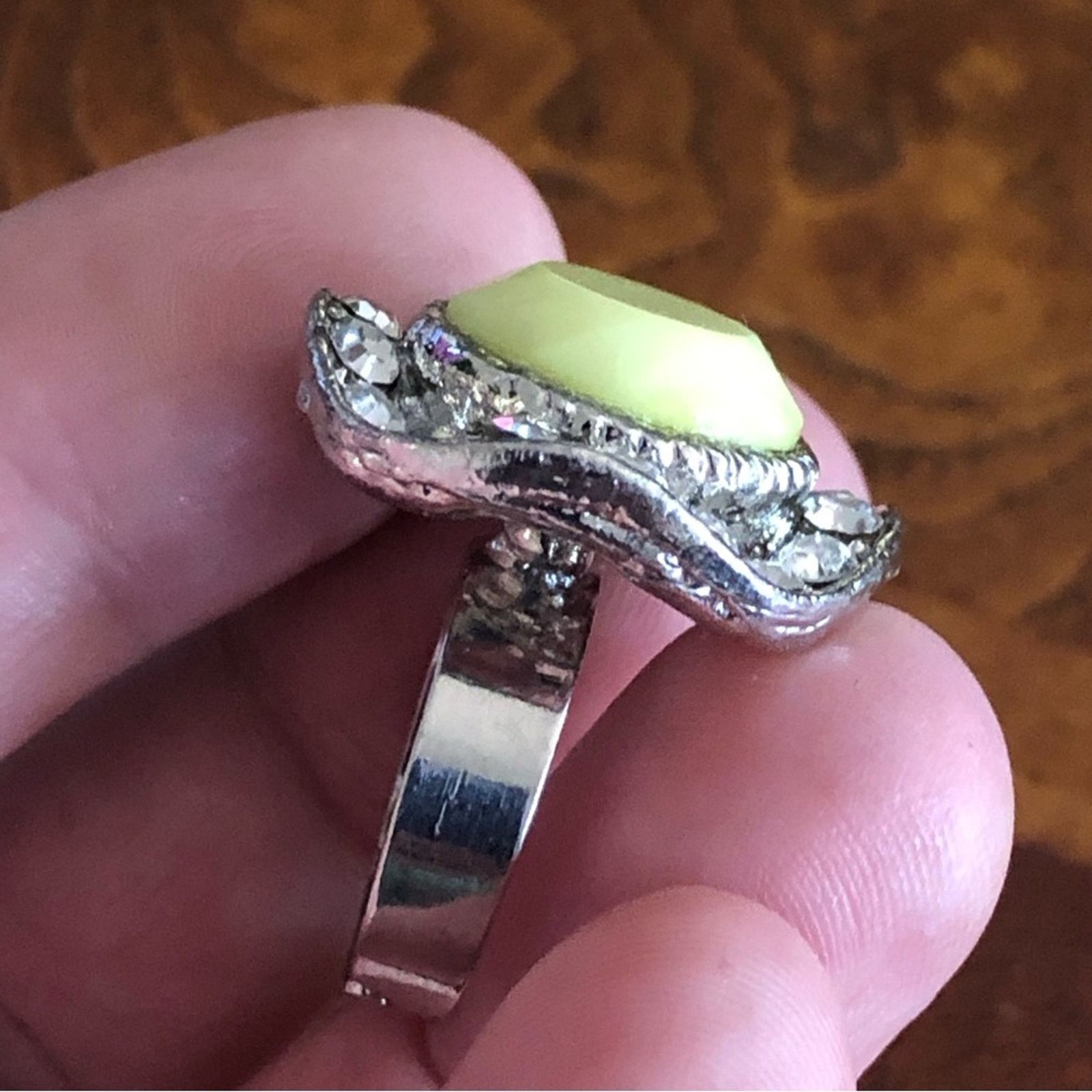 Vintage Vintage light lemon halo stone ring Size ONE SIZE - 7 Thumbnail