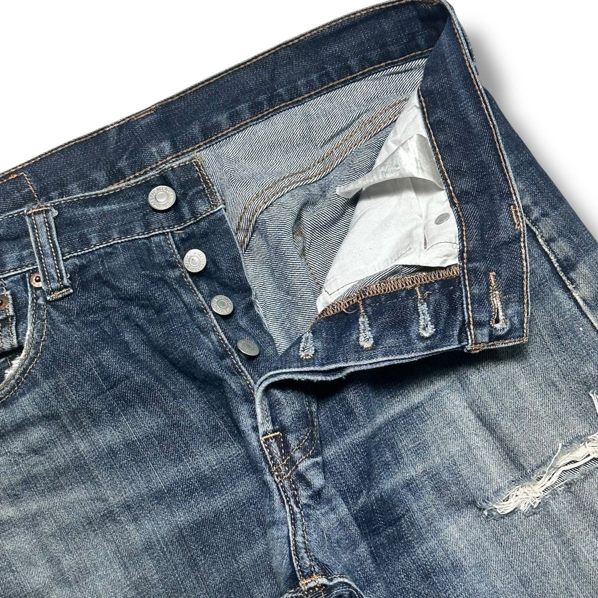 Levi's Levi’s 501 Vintage Regular Straight Leg Jean With Faded Wash Size US 32 / EU 48 - 10 Thumbnail