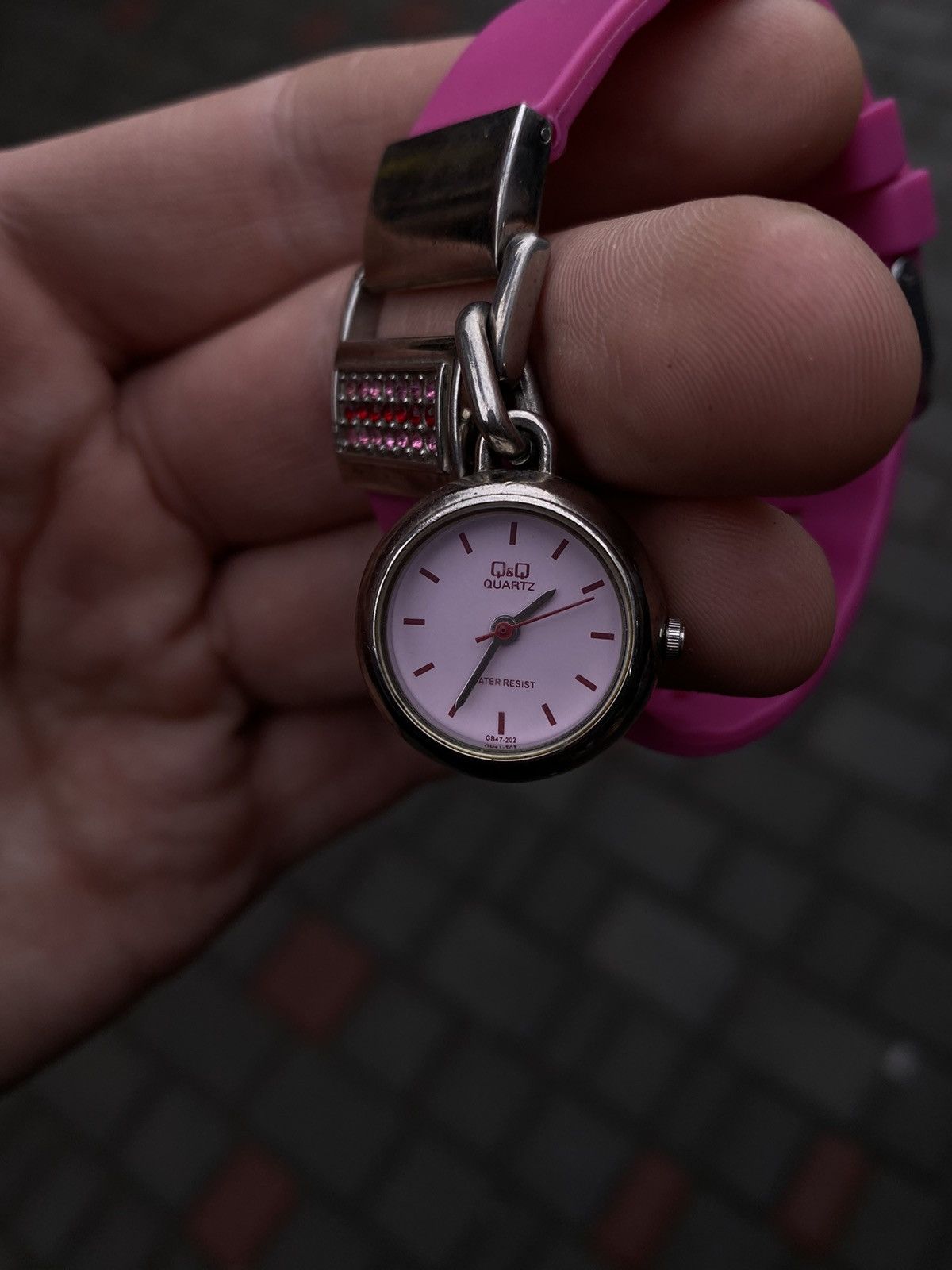 Japanese Brand Vibrant Pink Q&Q Quartz Watch - Unique Style Size ONE SIZE - 2 Thumbnail