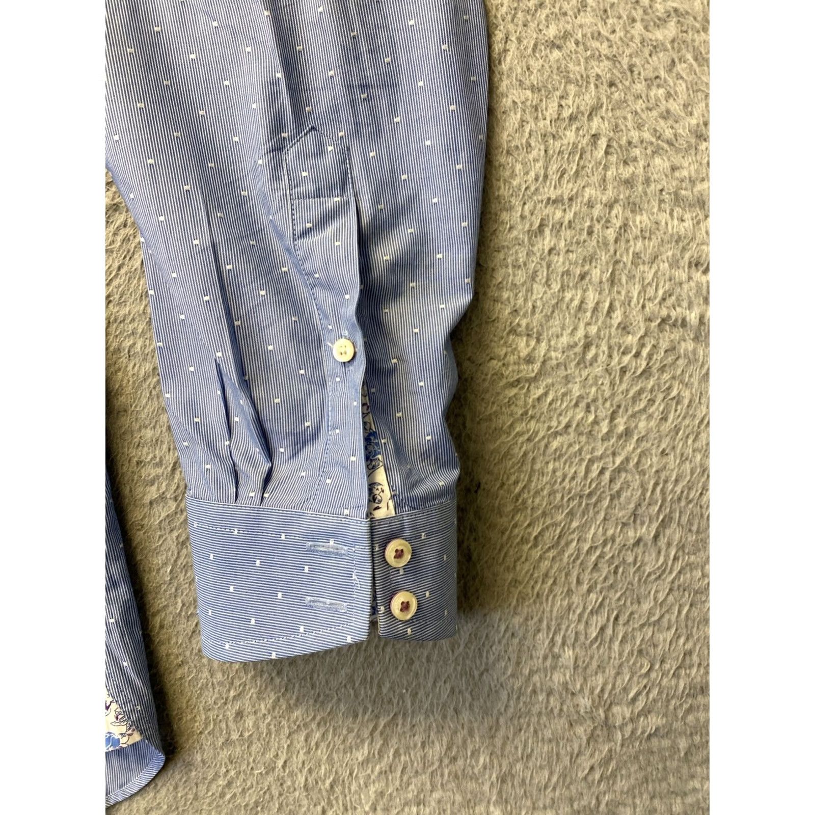 Ted Baker Ted Baker Button Shirt Men 16 32/33 Long Sleeve Dress Shirt Blue Size US L / EU 52-54 / 3 - 2 Thumbnail